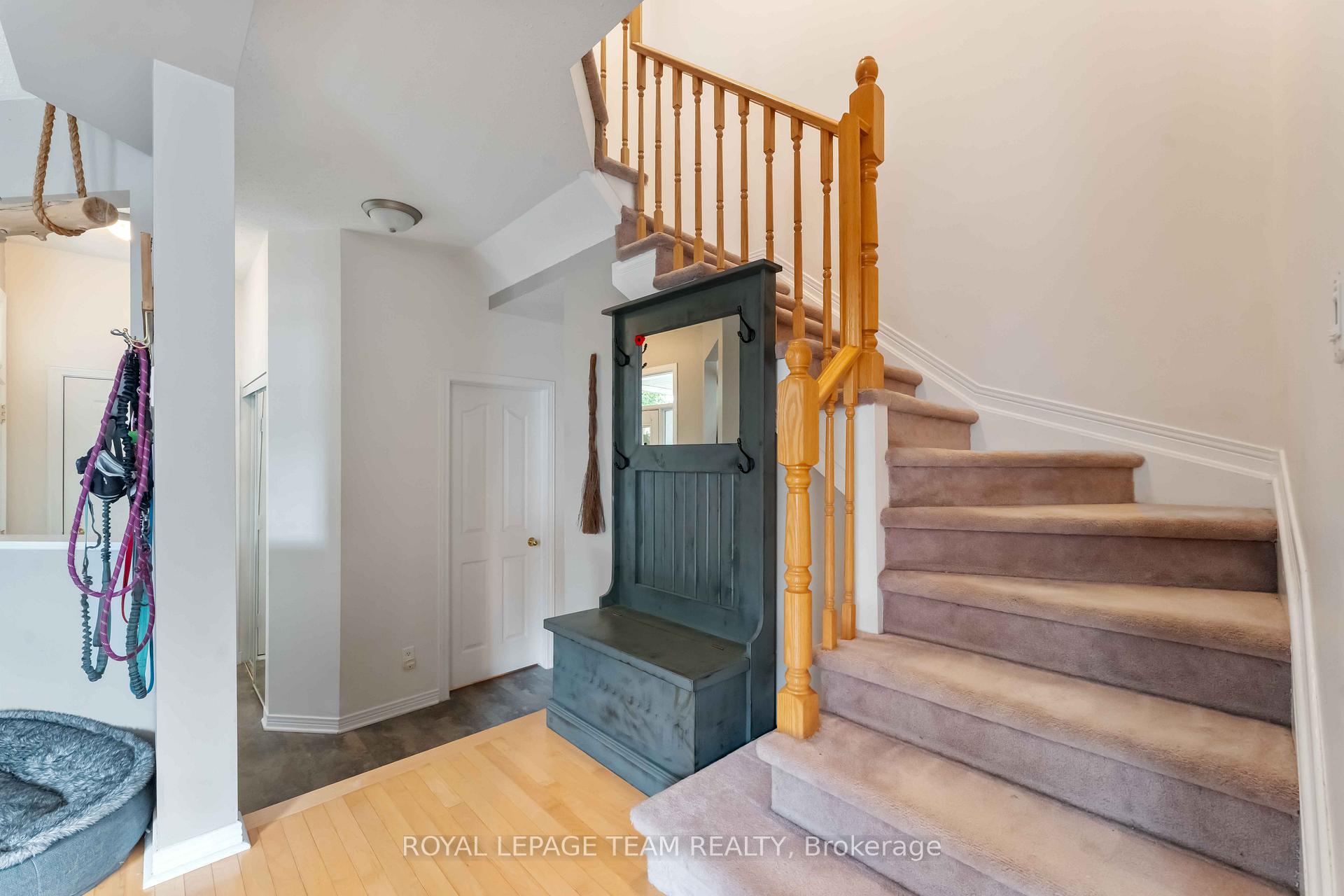 Photo 5 of 4317 Owl Valley Drive, Ottawa, Riverside South/Gloucester Glen — HOMEH