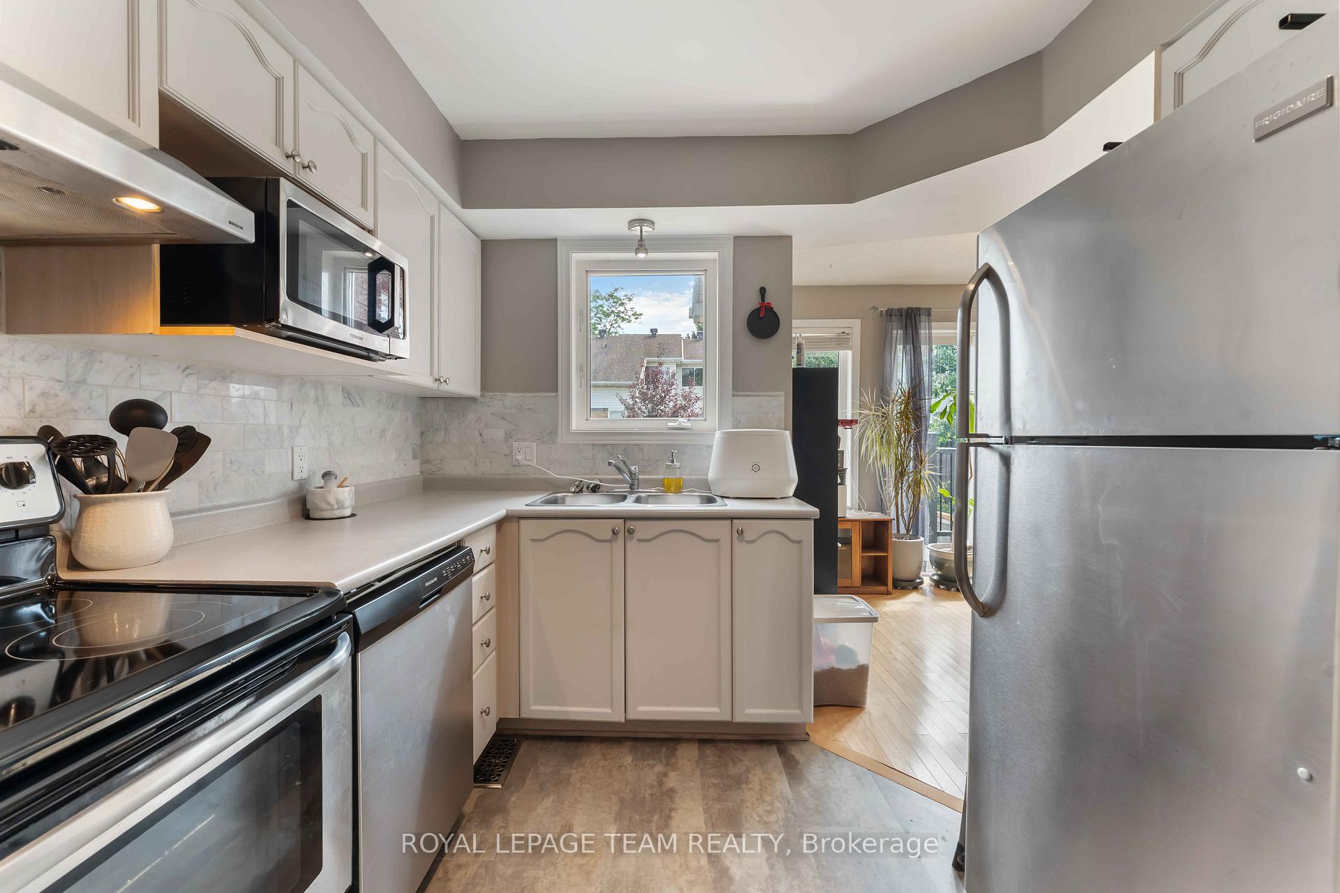 Photo 13 of 4317 Owl Valley Drive, Ottawa, Riverside South/Gloucester Glen — HOMEH