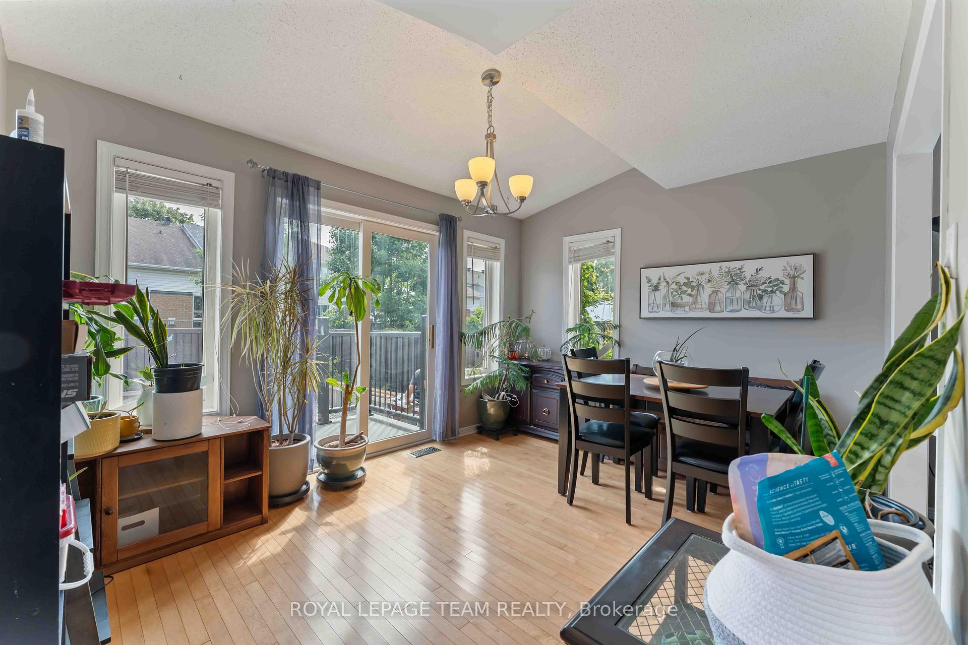 Photo 9 of 4317 Owl Valley Drive, Ottawa, Riverside South/Gloucester Glen — HOMEH