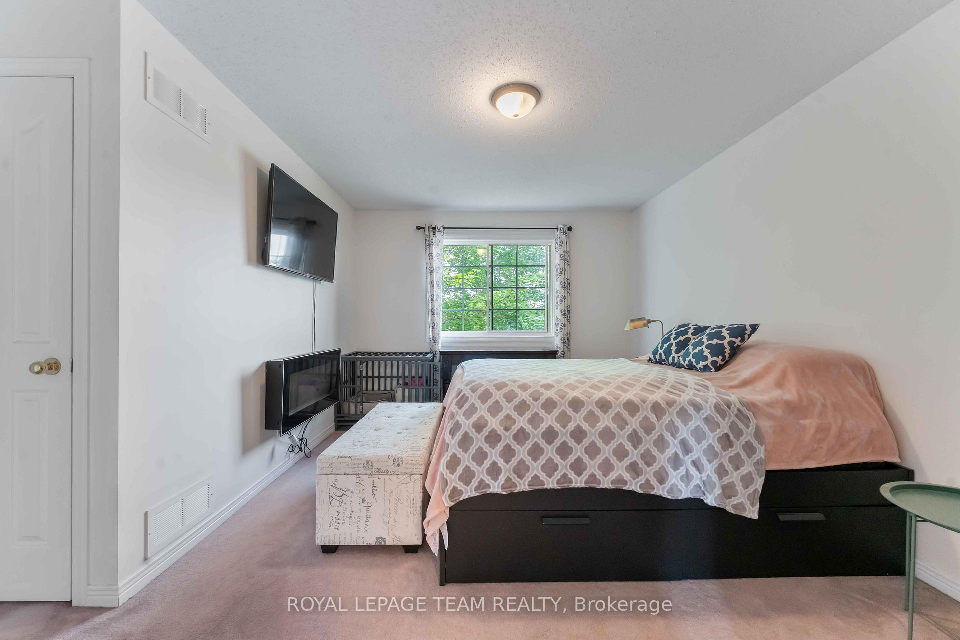Photo 16 of 4317 Owl Valley Drive, Ottawa, Riverside South/Gloucester Glen — HOMEH