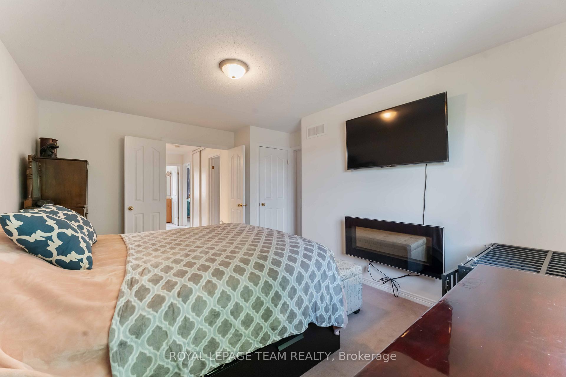 Photo 17 of 4317 Owl Valley Drive, Ottawa, Riverside South/Gloucester Glen — HOMEH
