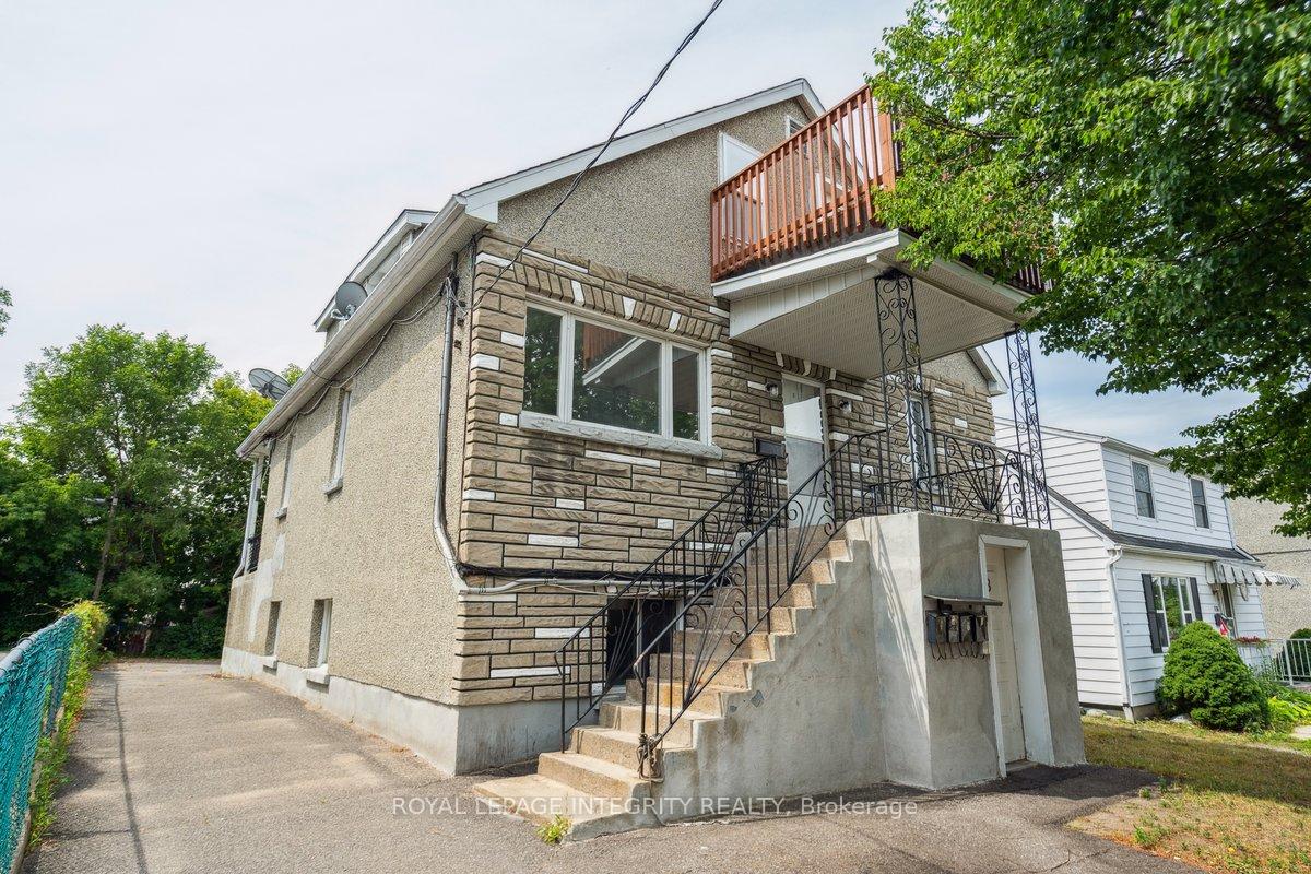 Photo 1 of Unit 3, 120 Marquette Avenue, Ottawa, Vanier — HOMEH