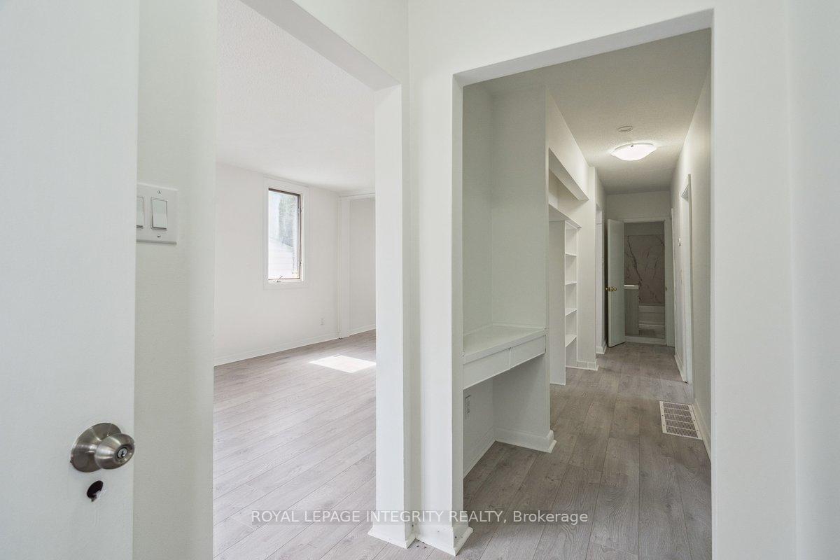 Photo 7 of Unit 3, 120 Marquette Avenue, Ottawa, Vanier — HOMEH