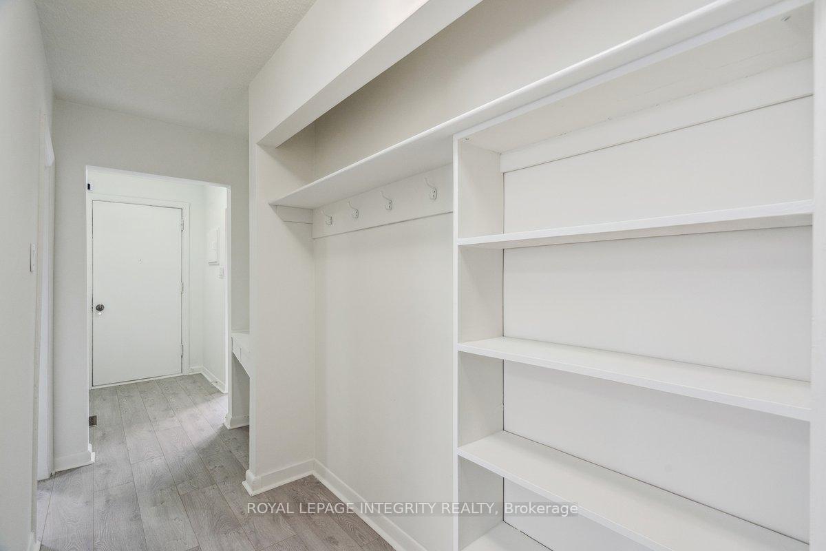 Photo 8 of Unit 3, 120 Marquette Avenue, Ottawa, Vanier — HOMEH