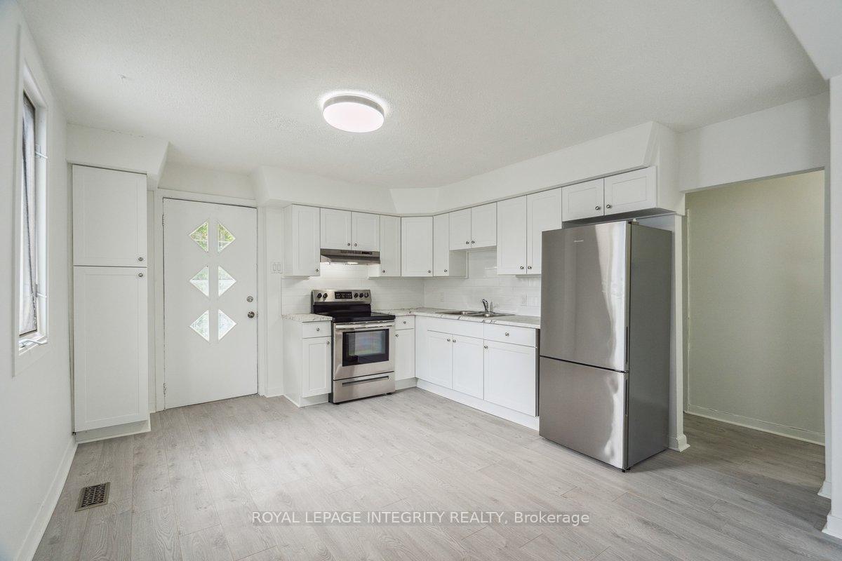 Photo 13 of Unit 3, 120 Marquette Avenue, Ottawa, Vanier — HOMEH
