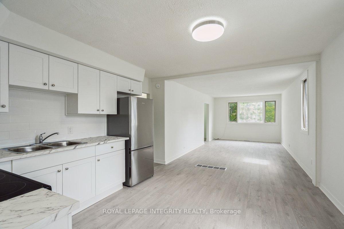 Photo 15 of Unit 3, 120 Marquette Avenue, Ottawa, Vanier — HOMEH