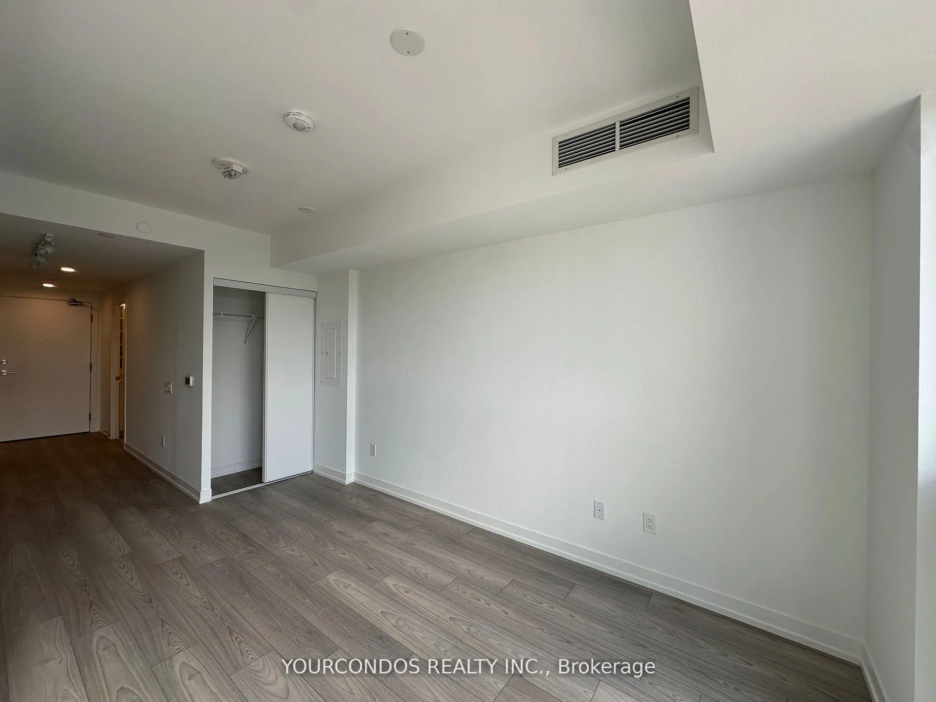 Photo 3 of Unit 3811, 82 Dalhousie St, Toronto, Church-Yonge Corridor — HOMEH