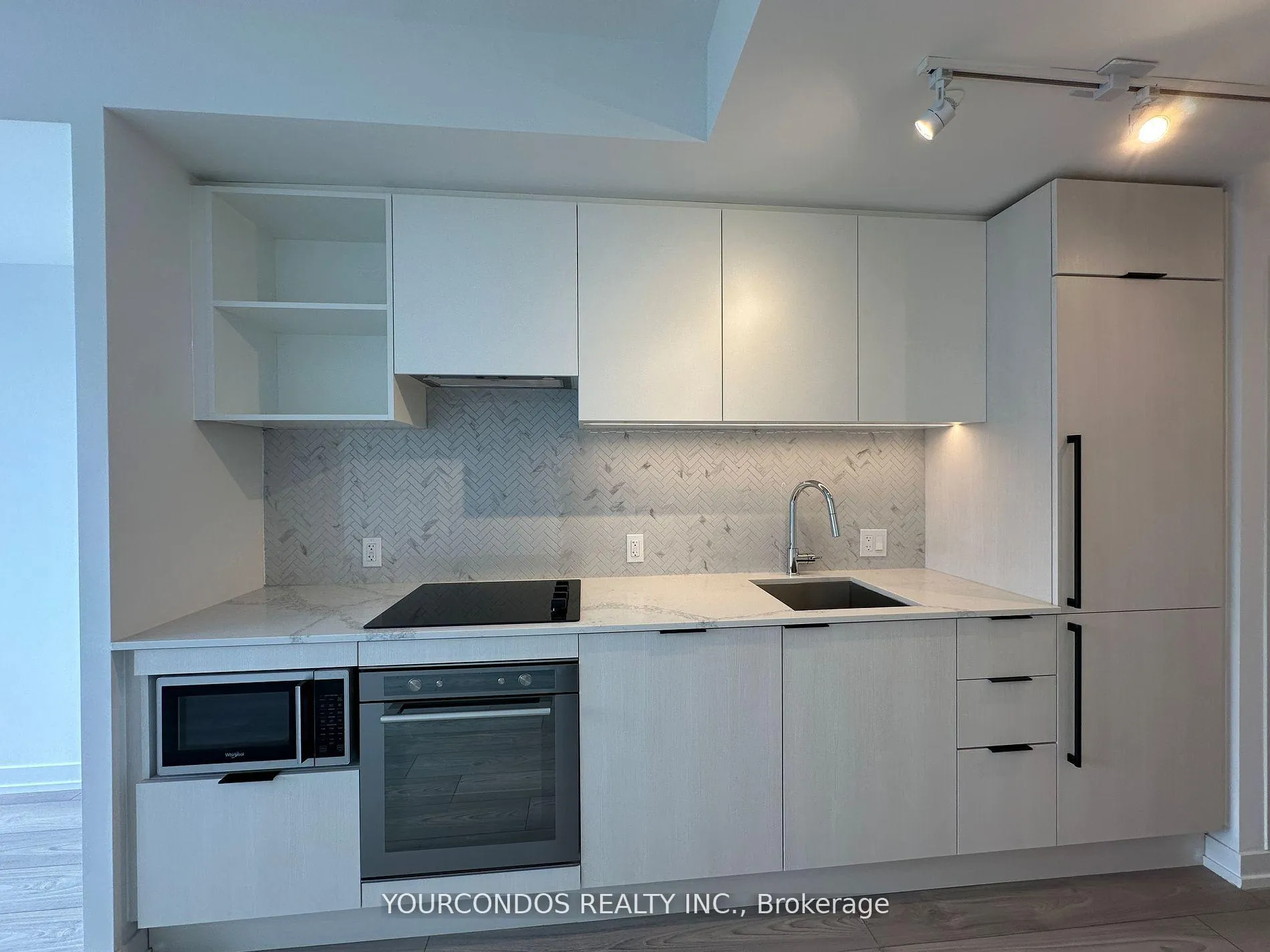 Photo 4 of Unit 3811, 82 Dalhousie St, Toronto, Church-Yonge Corridor — HOMEH