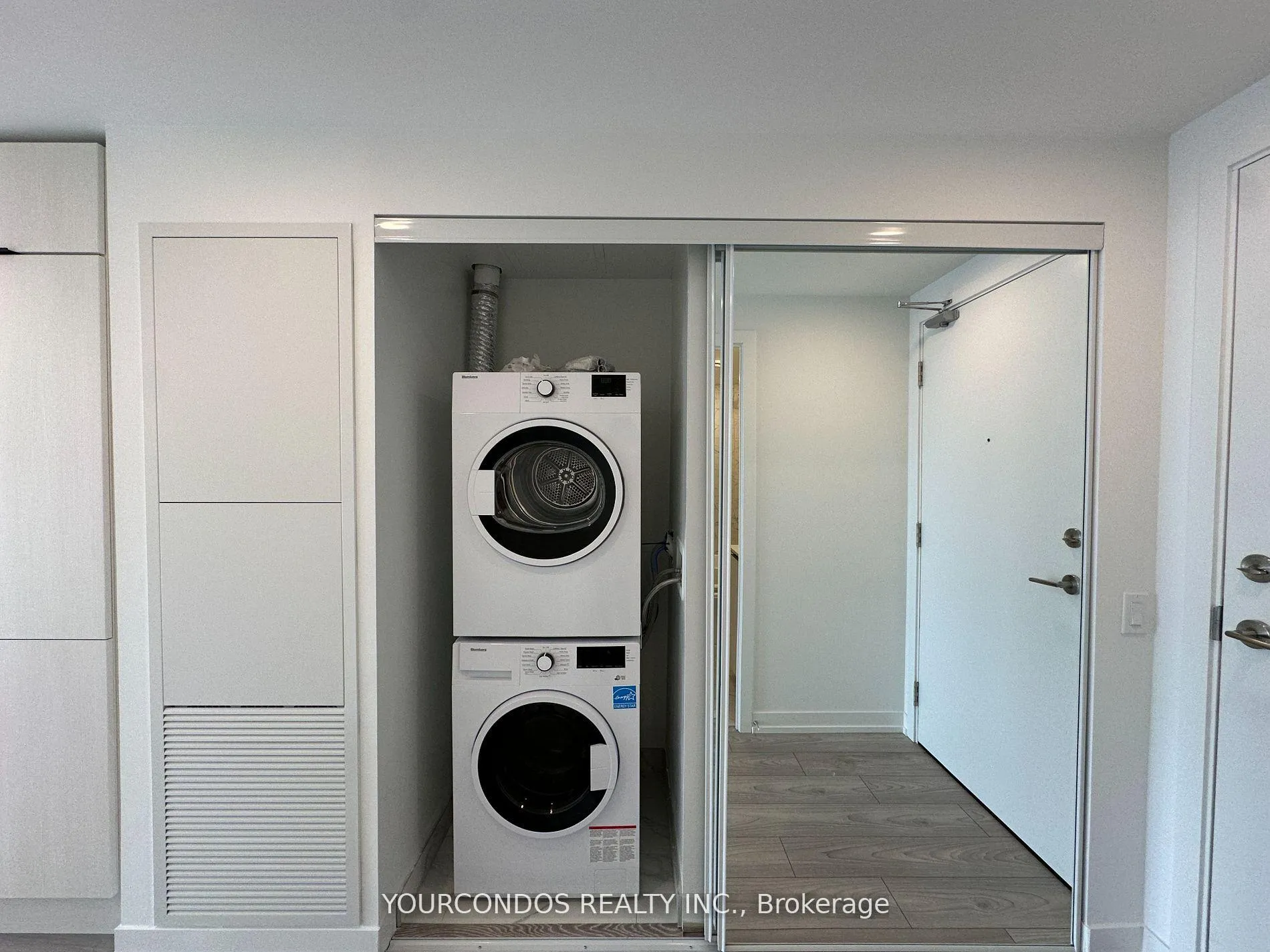 Photo 7 of Unit 3811, 82 Dalhousie St, Toronto, Church-Yonge Corridor — HOMEH