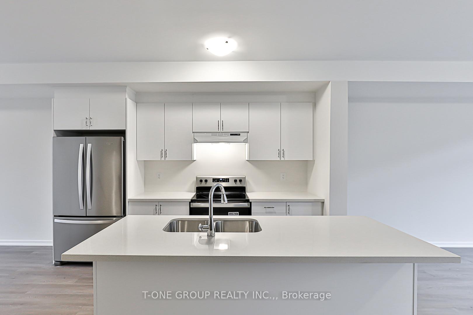 Photo 9 of 34 Origin Way, Vaughan, Patterson — HOMEH