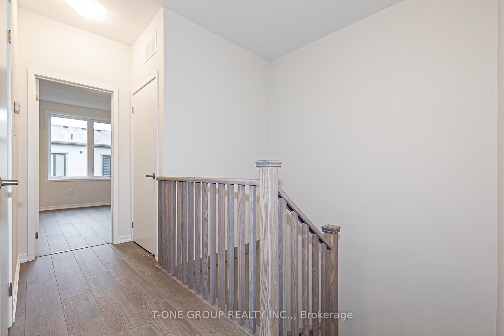 Photo 19 of 34 Origin Way, Vaughan, Patterson — HOMEH