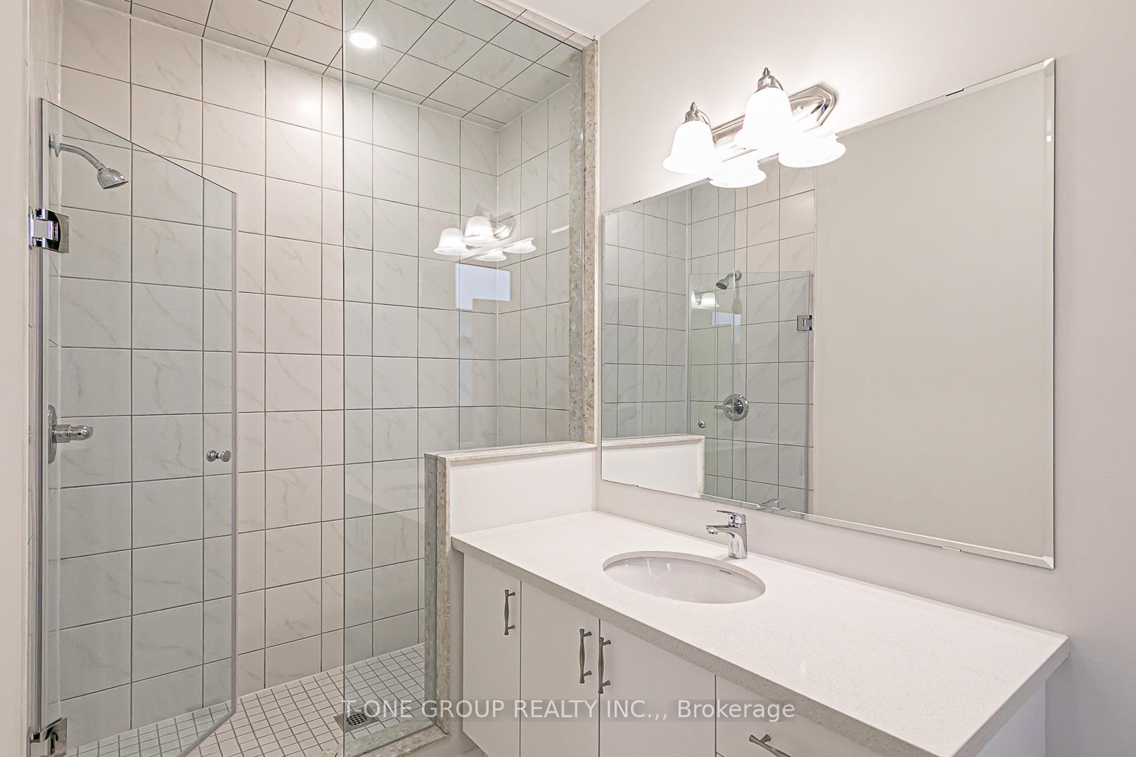 Photo 22 of 34 Origin Way, Vaughan, Patterson — HOMEH
