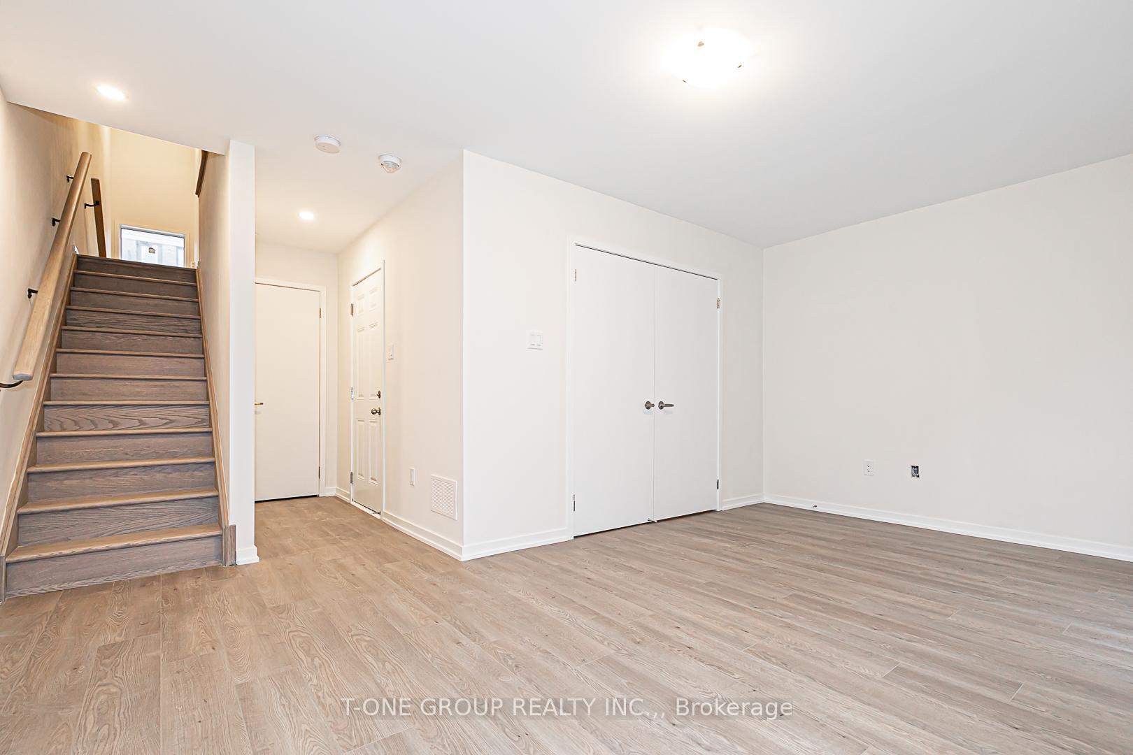 Photo 35 of 34 Origin Way, Vaughan, Patterson — HOMEH