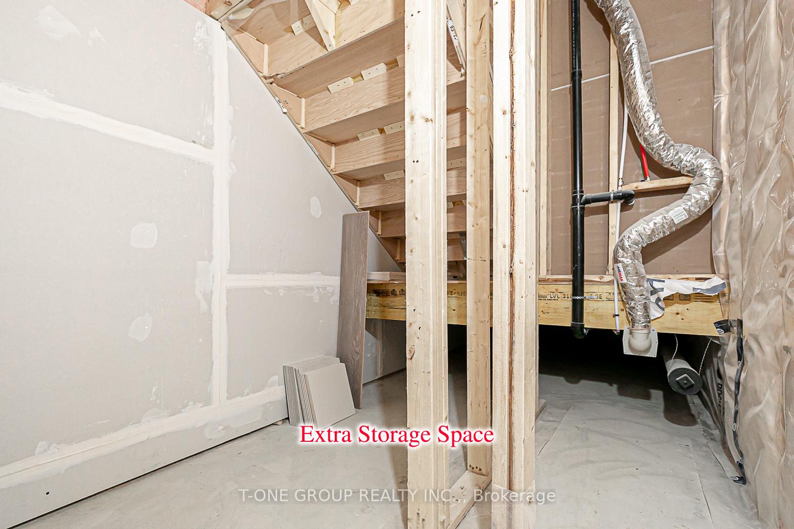 Photo 39 of 34 Origin Way, Vaughan, Patterson — HOMEH