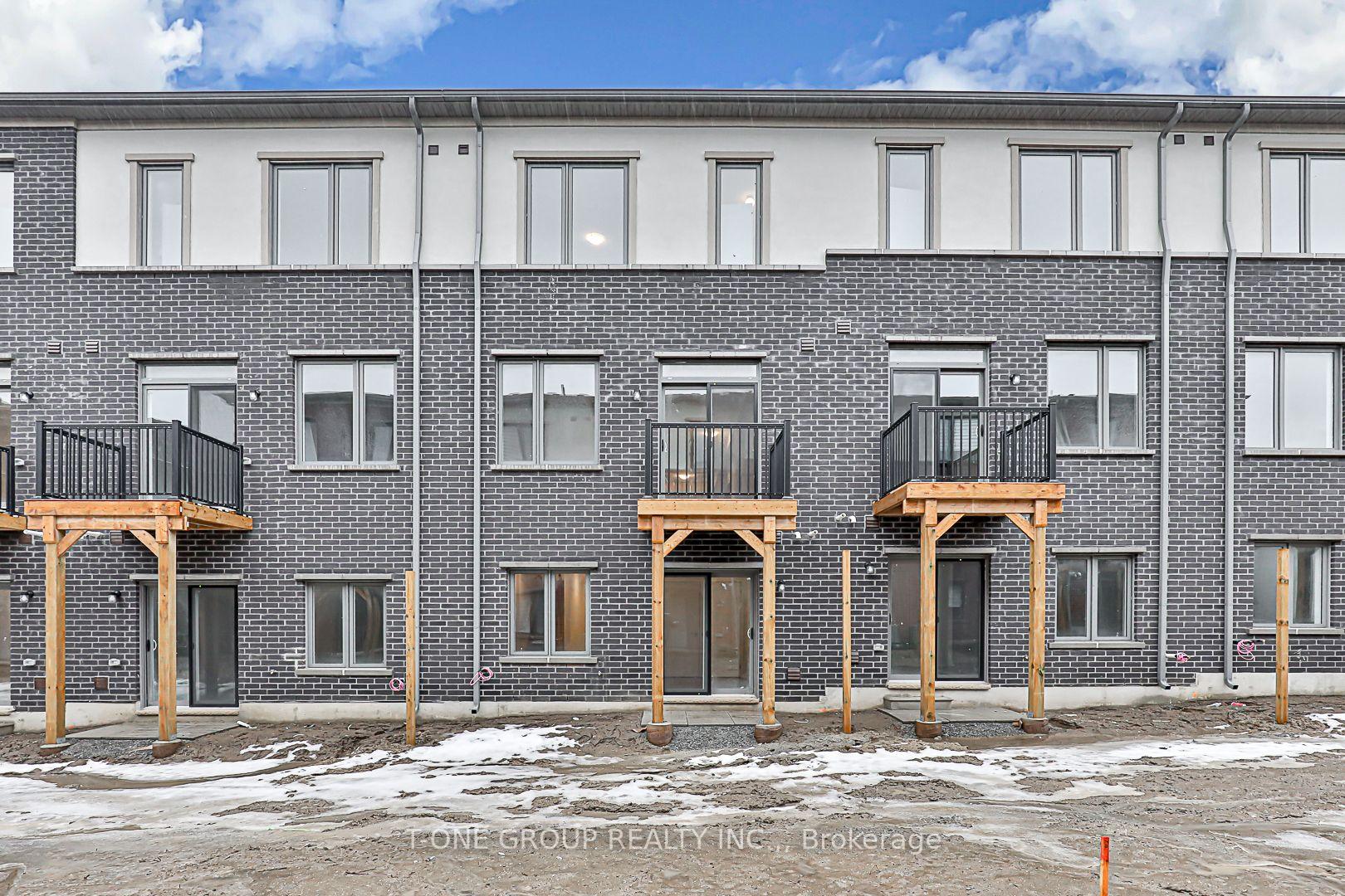Photo 41 of 34 Origin Way, Vaughan, Patterson — HOMEH