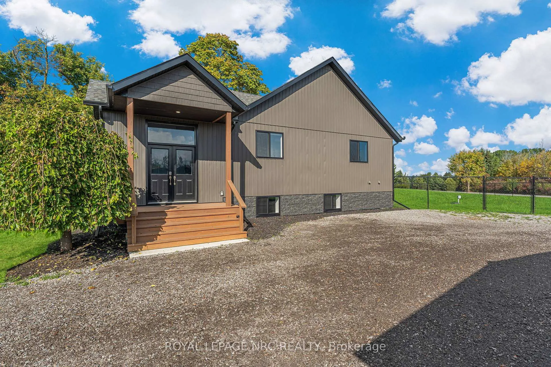 Photo 6 of 72654 Regional Rd 27, Wainfleet, Marshville/Winger — HOMEH