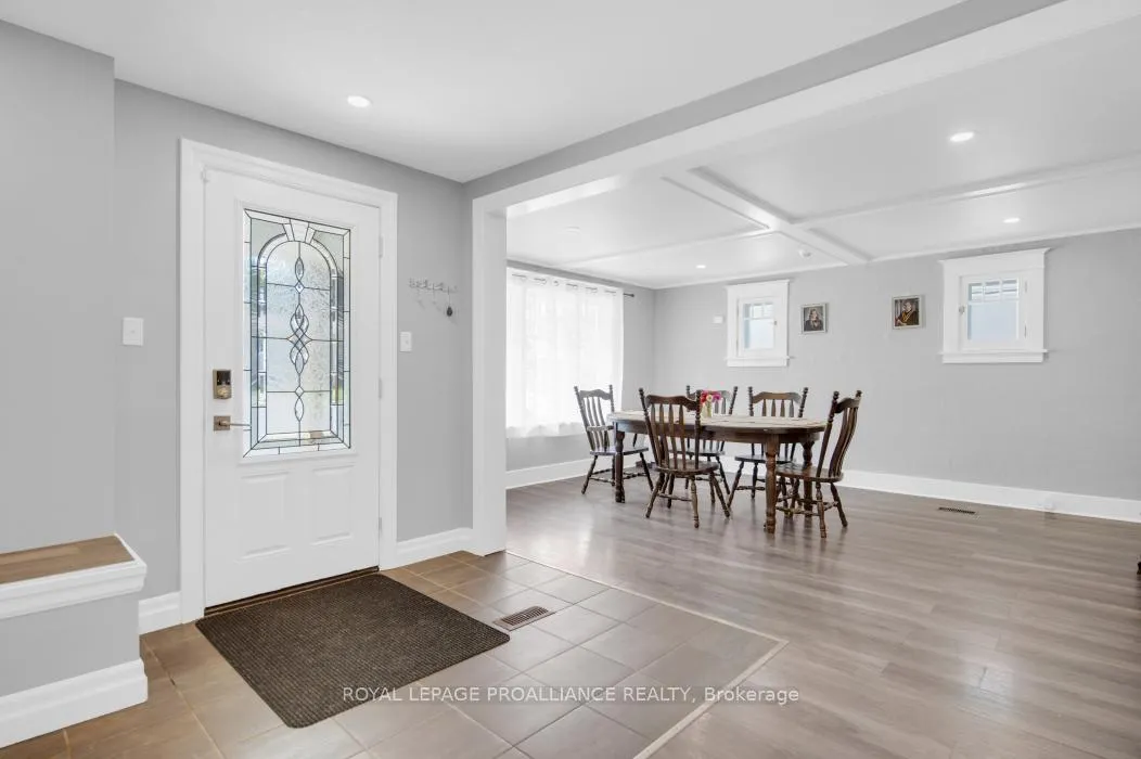 Photo 6 of 355 Metcalf Street, Tweed, Tweed (Village) — HOMEH