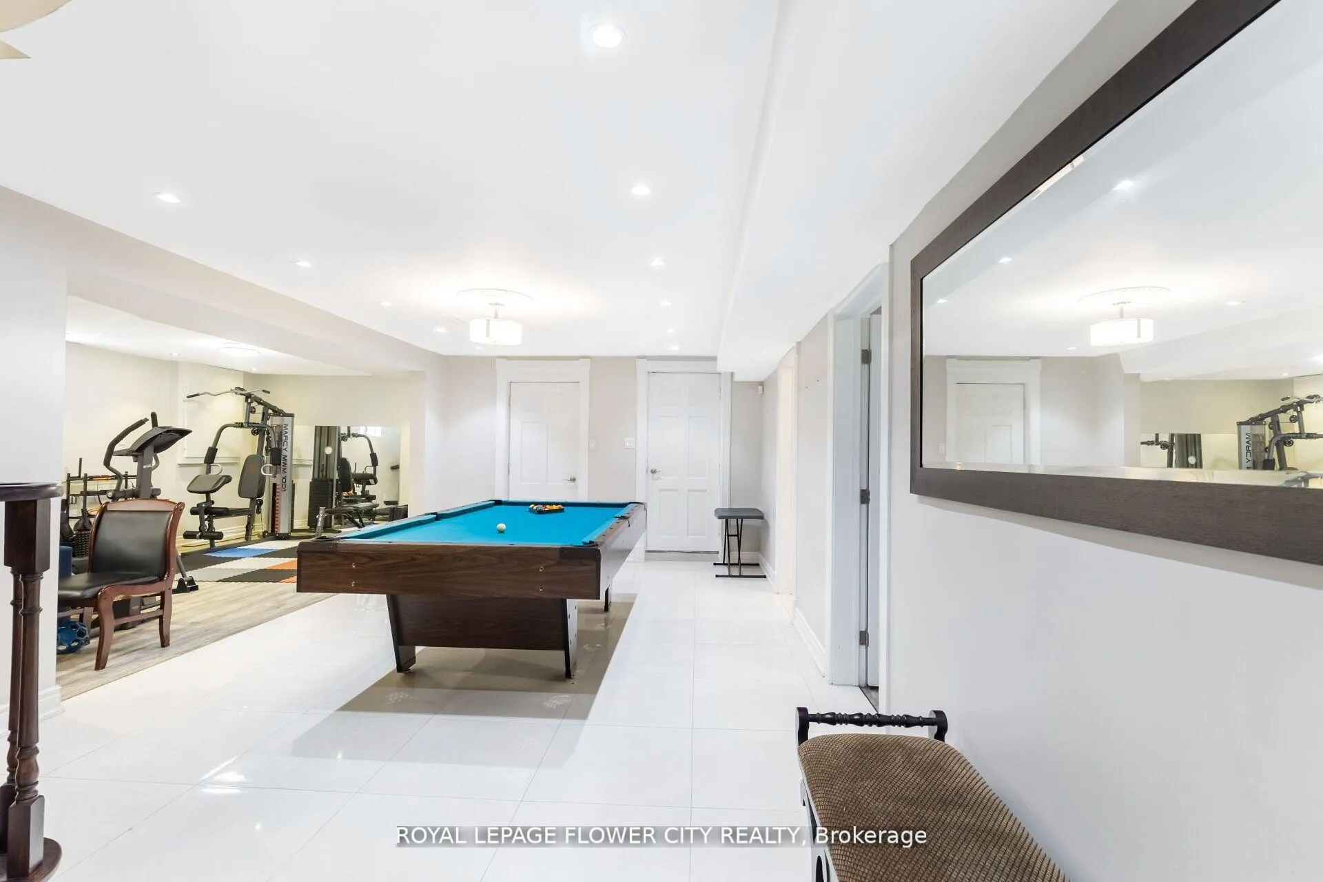 Photo 34 of 15 Thistle Ridge Drive NE, Vaughan, East Woodbridge — HOMEH