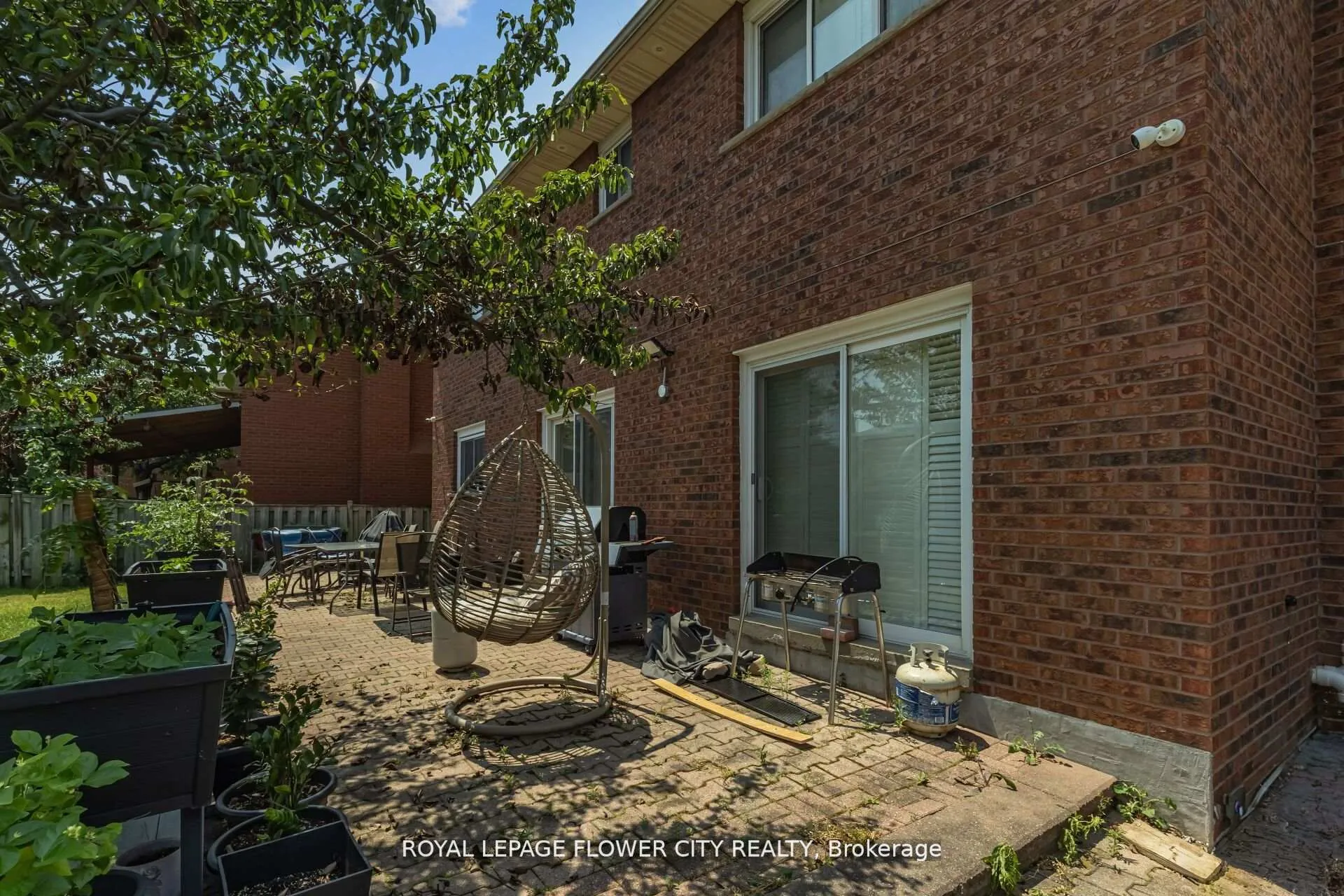 Photo 45 of 15 Thistle Ridge Drive NE, Vaughan, East Woodbridge — HOMEH