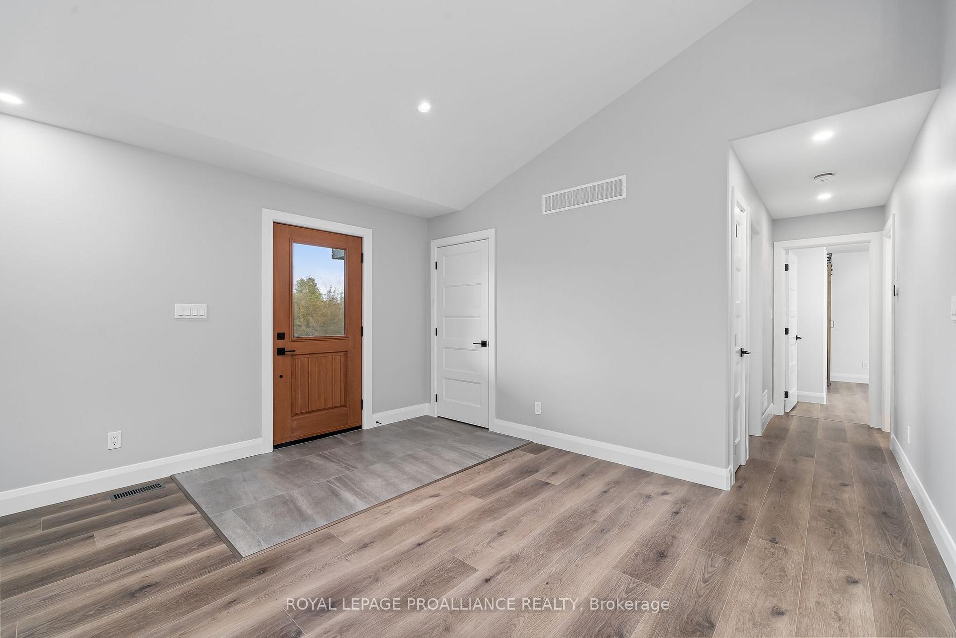 Photo 13 of 3850 Harmony Road, Tyendinaga, Tyendinaga Township — HOMEH