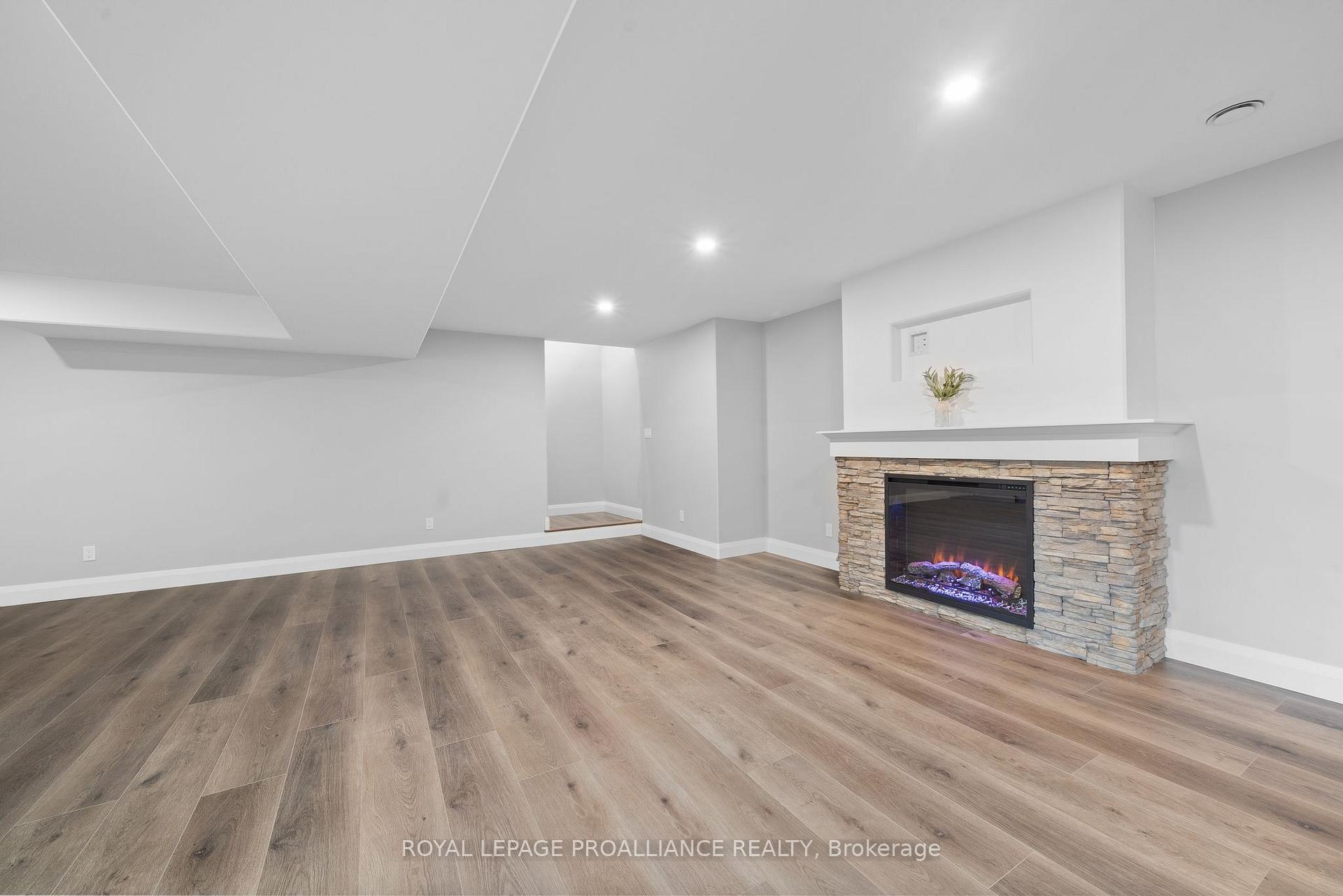 Photo 40 of 3850 Harmony Road, Tyendinaga, Tyendinaga Township — HOMEH