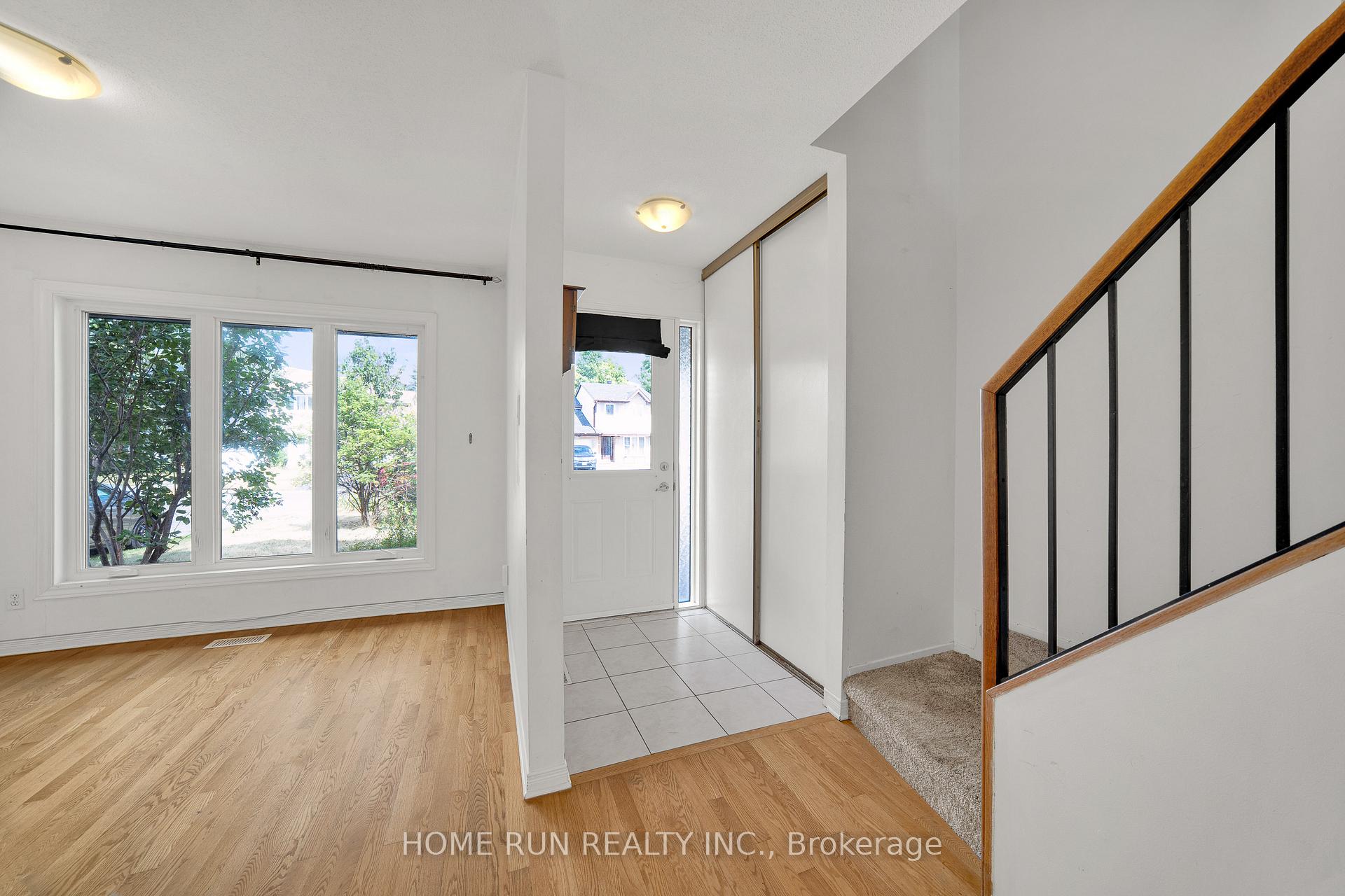 Photo 6 of 2555 Hunters Point Crescent, Ottawa, Emerald Woods/Sawmill Creek — HOMEH