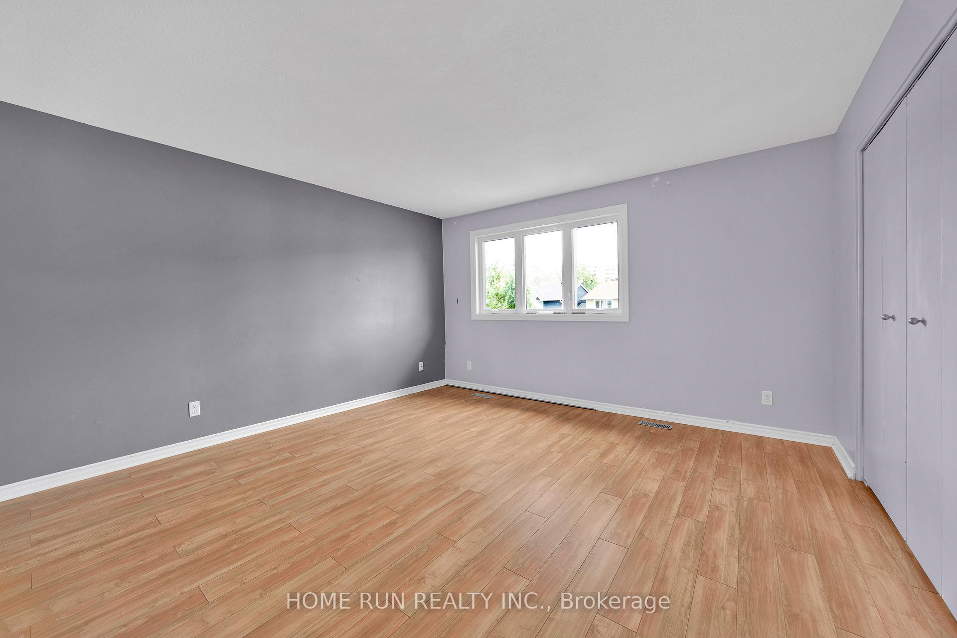 Photo 15 of 2555 Hunters Point Crescent, Ottawa, Emerald Woods/Sawmill Creek — HOMEH