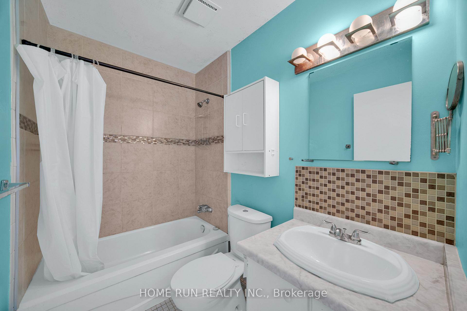 Photo 24 of 2555 Hunters Point Crescent, Ottawa, Emerald Woods/Sawmill Creek — HOMEH