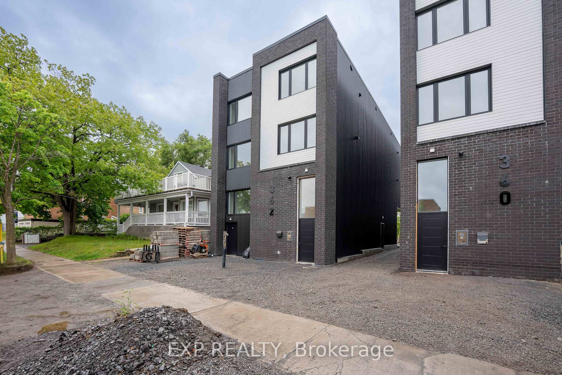 Photo 2 of Unit 01, 360 Lacasse Avenue, Ottawa, Vanier — HOMEH
