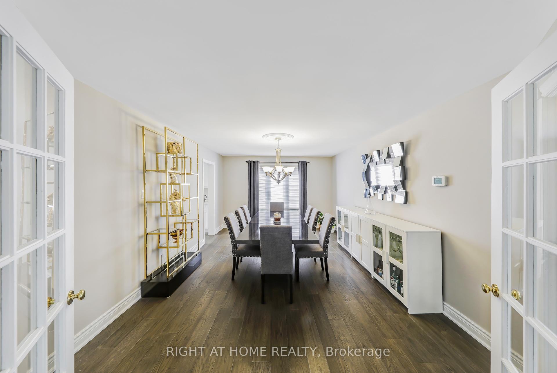 Photo 13 of 20 Woburn Drive, Vaughan, Islington Woods — HOMEH