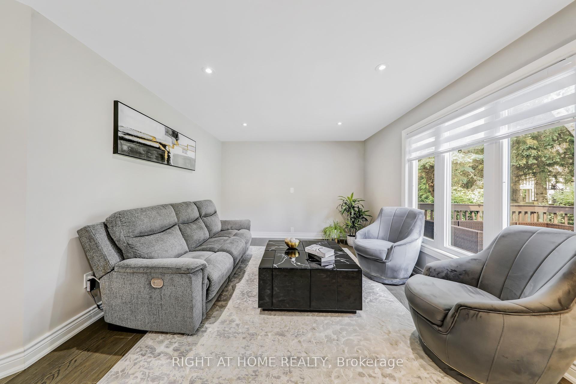 Photo 20 of 20 Woburn Drive, Vaughan, Islington Woods — HOMEH
