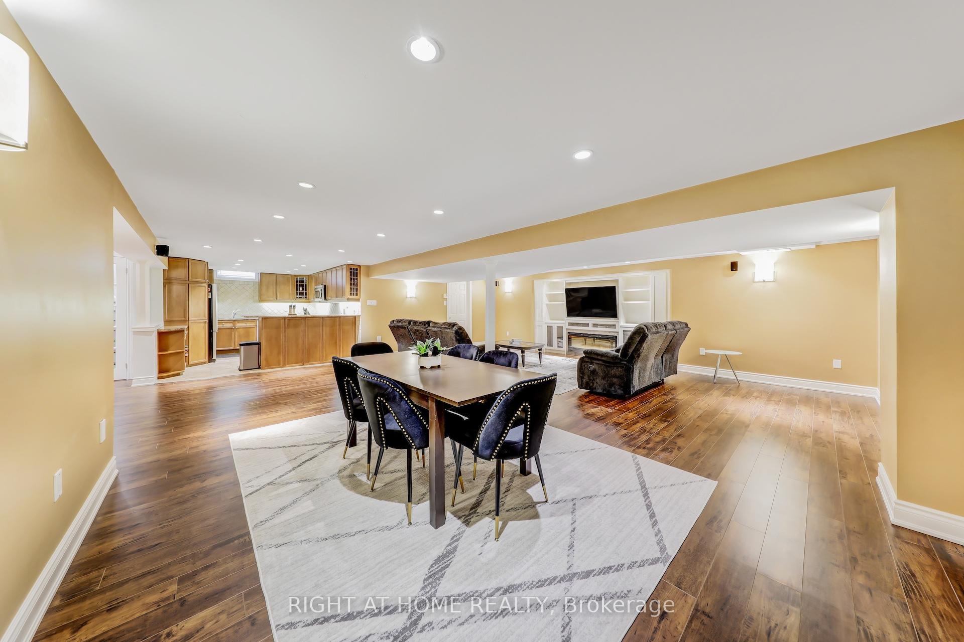 Photo 40 of 20 Woburn Drive, Vaughan, Islington Woods — HOMEH