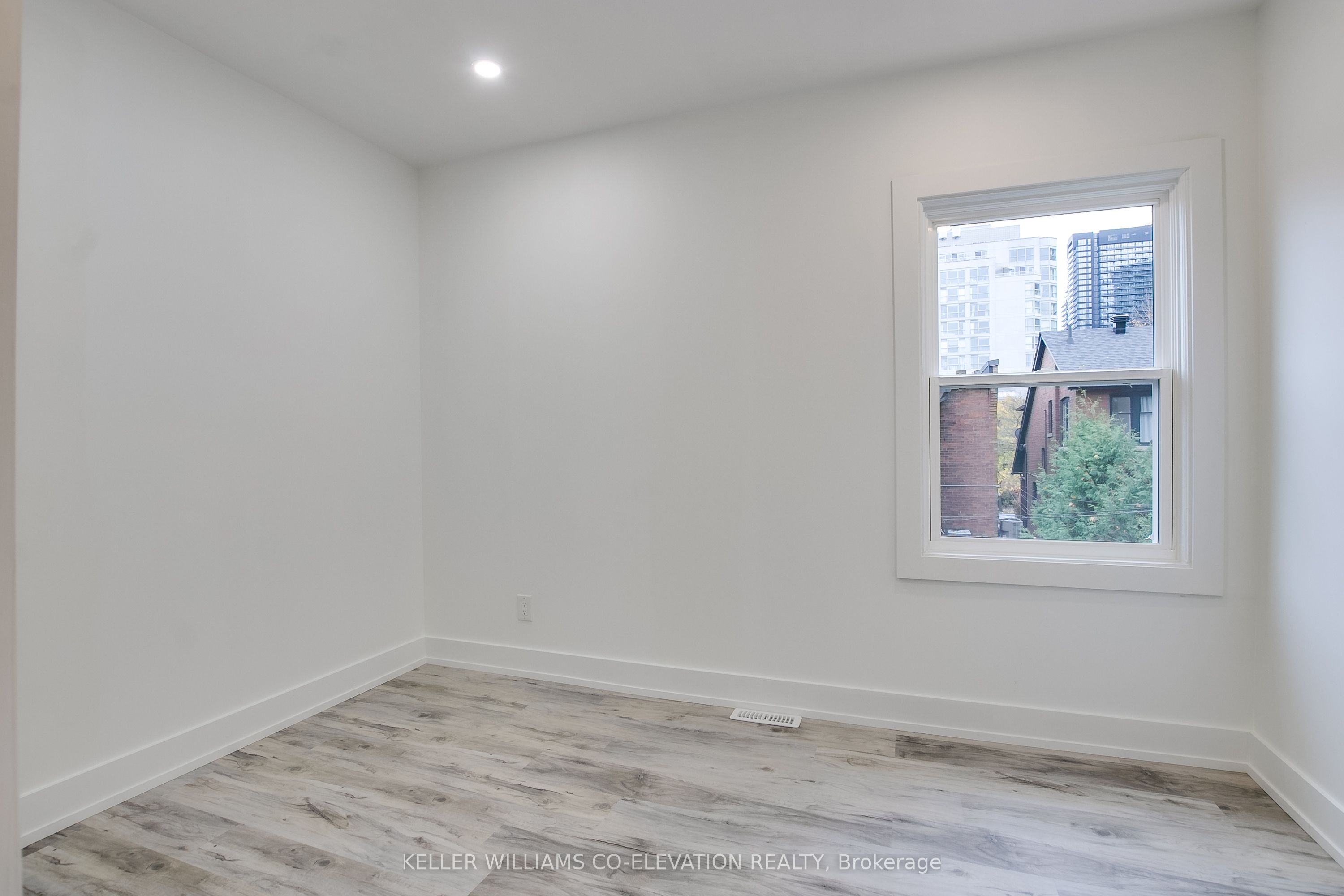 Photo 64 of 1006 Mount Pleasant Road, Toronto, Mount Pleasant West — HOMEH