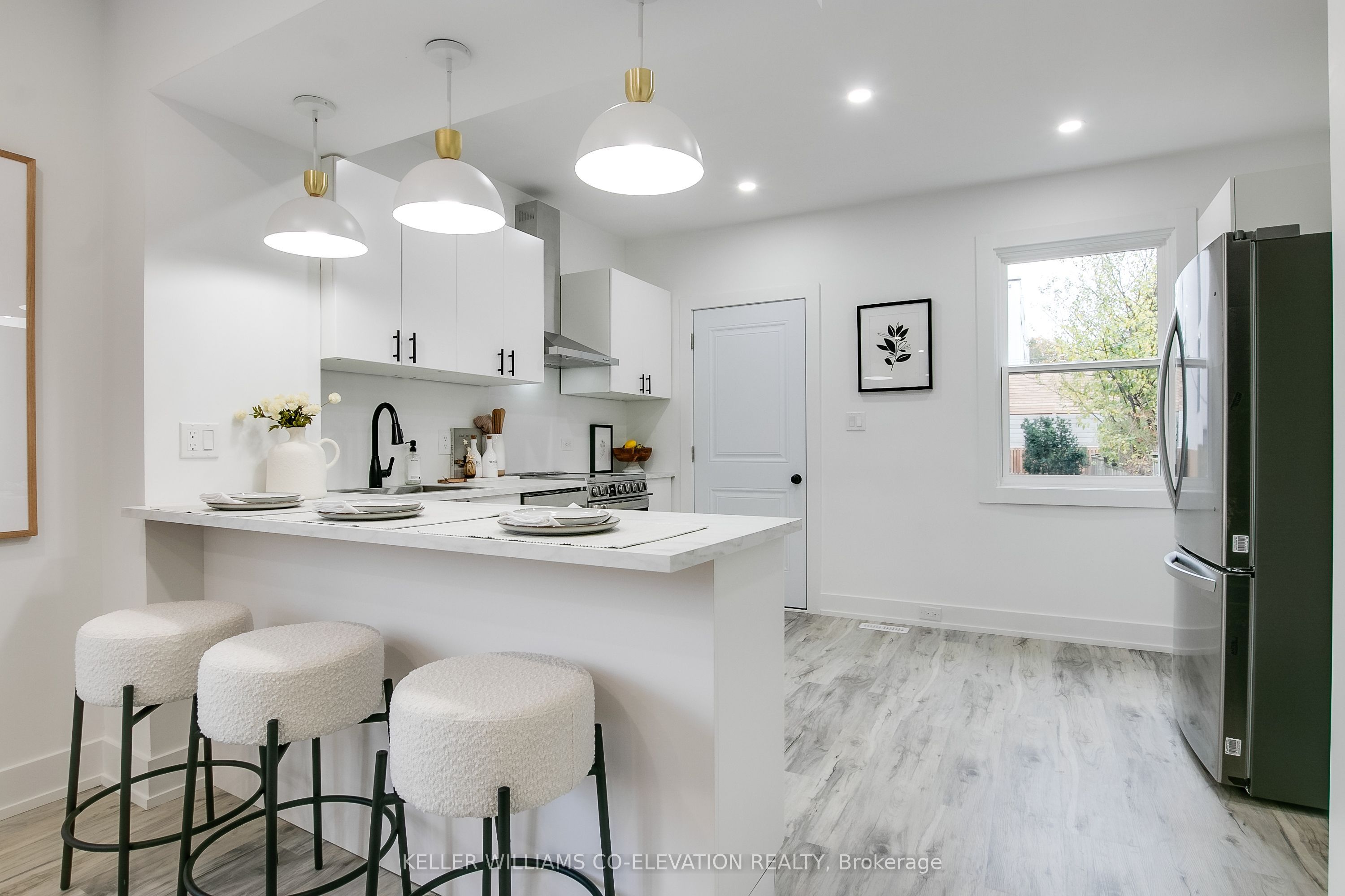 Photo 49 of 1006 Mount Pleasant Road, Toronto, Mount Pleasant West — HOMEH
