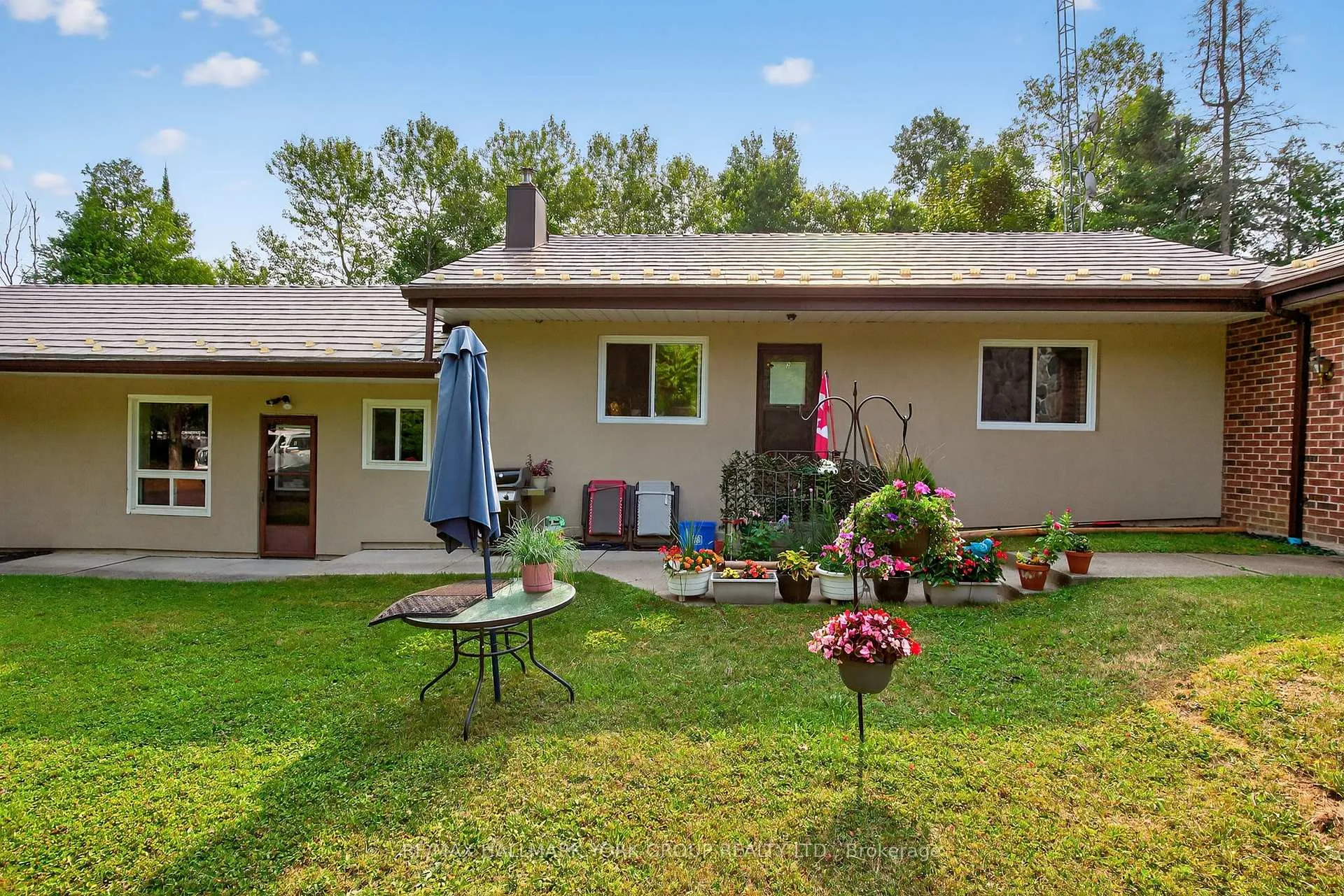 Photo 5 of 245 Davis Drive, Uxbridge, Rural Uxbridge — HOMEH