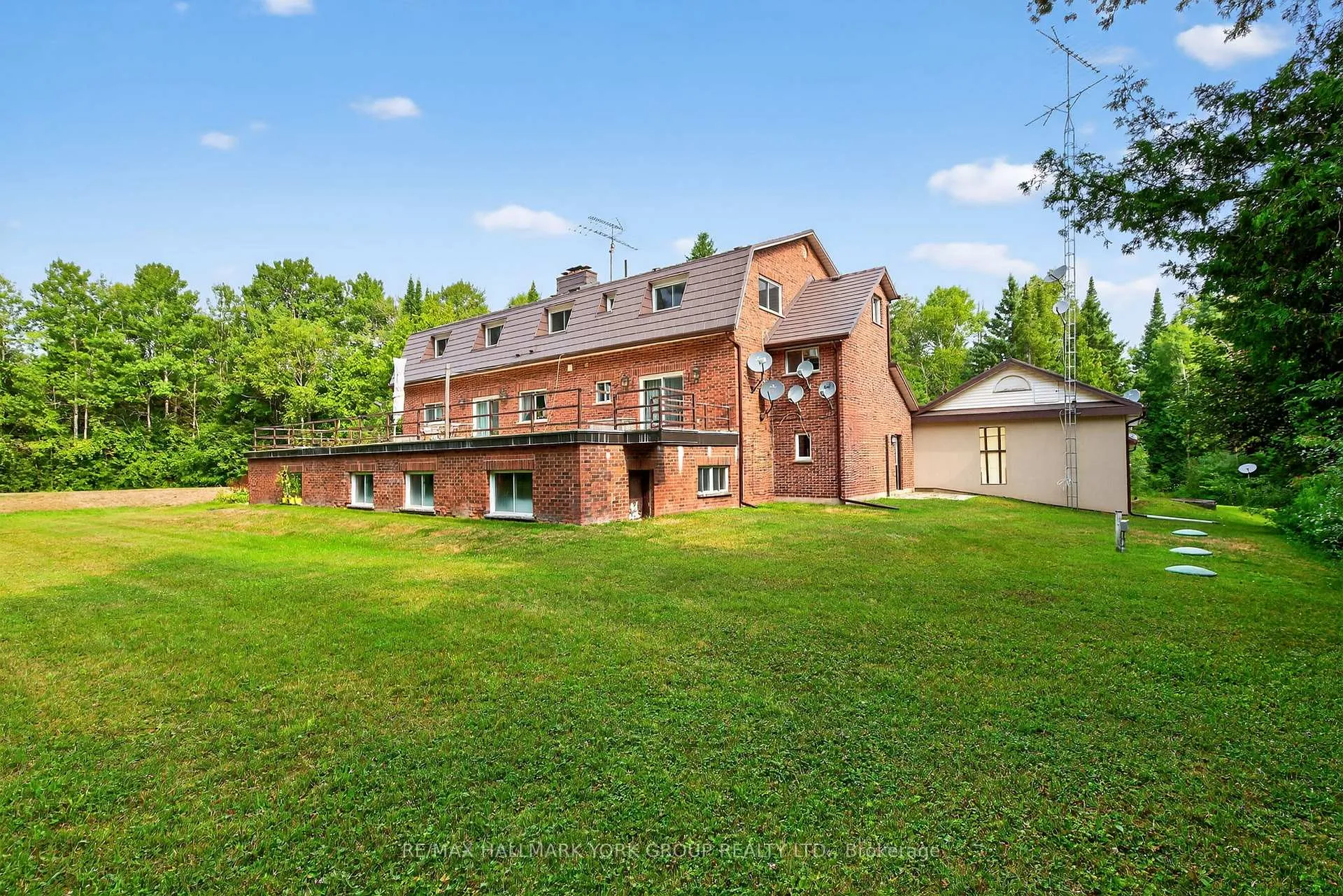 Photo 12 of 245 Davis Drive, Uxbridge, Rural Uxbridge — HOMEH
