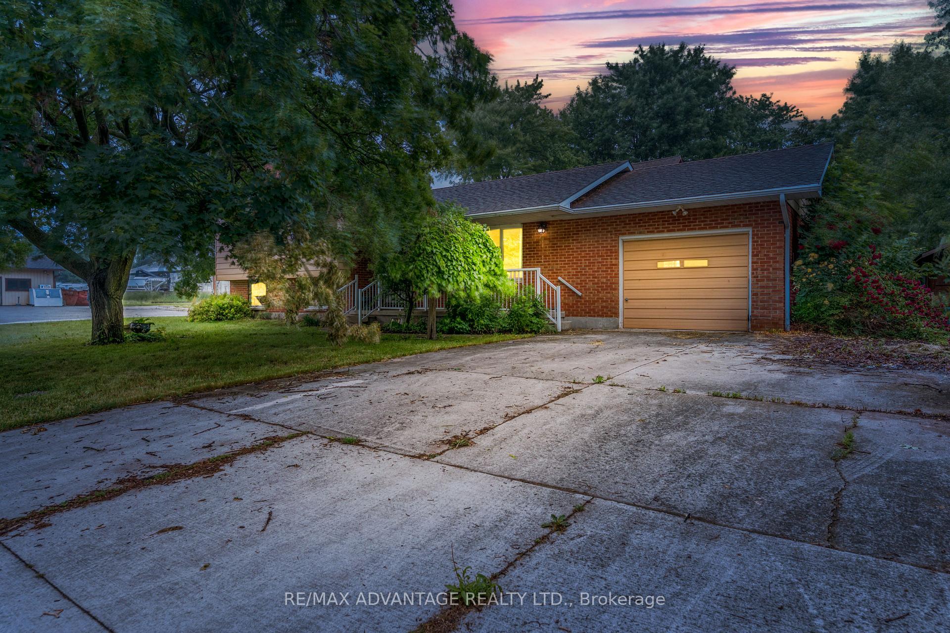 Photo 2 of 383 West Street, Warwick, Watford — HOMEH