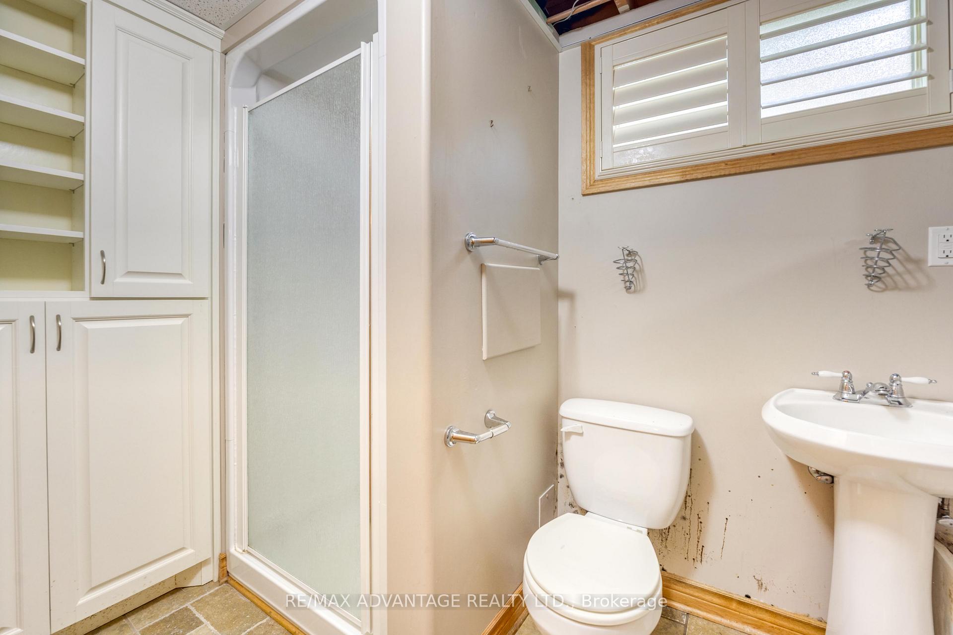 Photo 36 of 383 West Street, Warwick, Watford — HOMEH