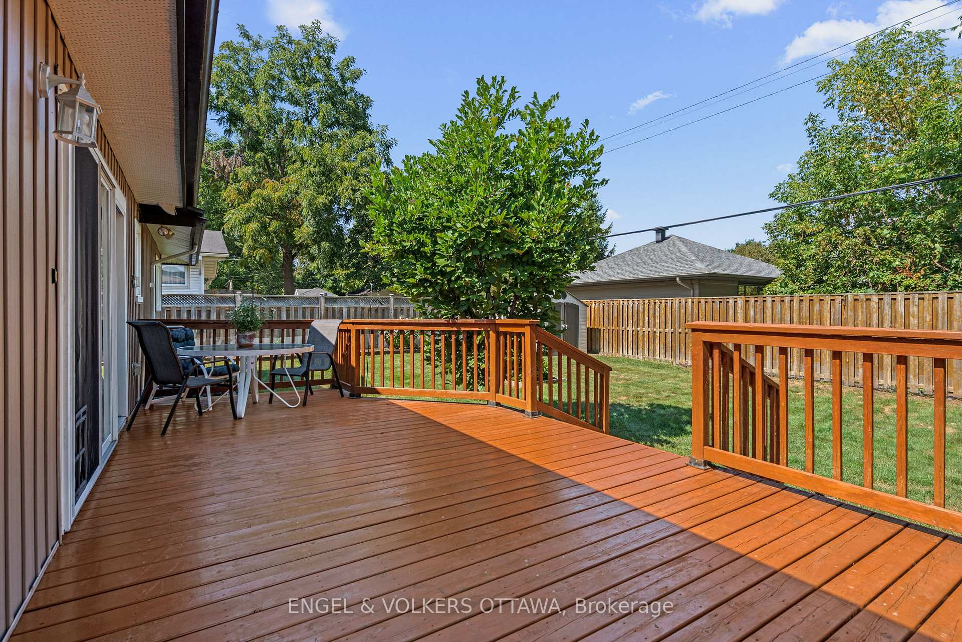 Photo 21 of 337 Mountbatten Avenue, Ottawa, Alta Vista/Faircrest Heights — HOMEH