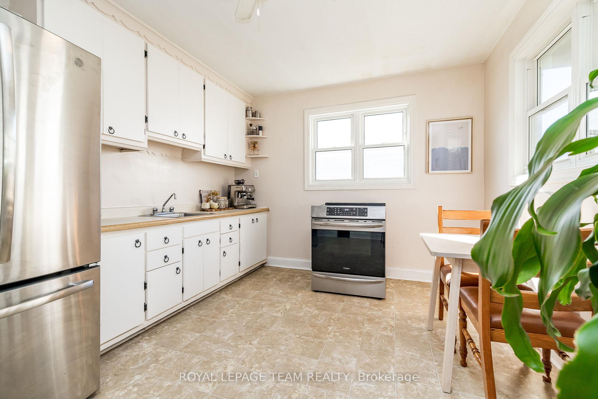 Photo 9 of 192 Durocher Street, Ottawa, Vanier — HOMEH