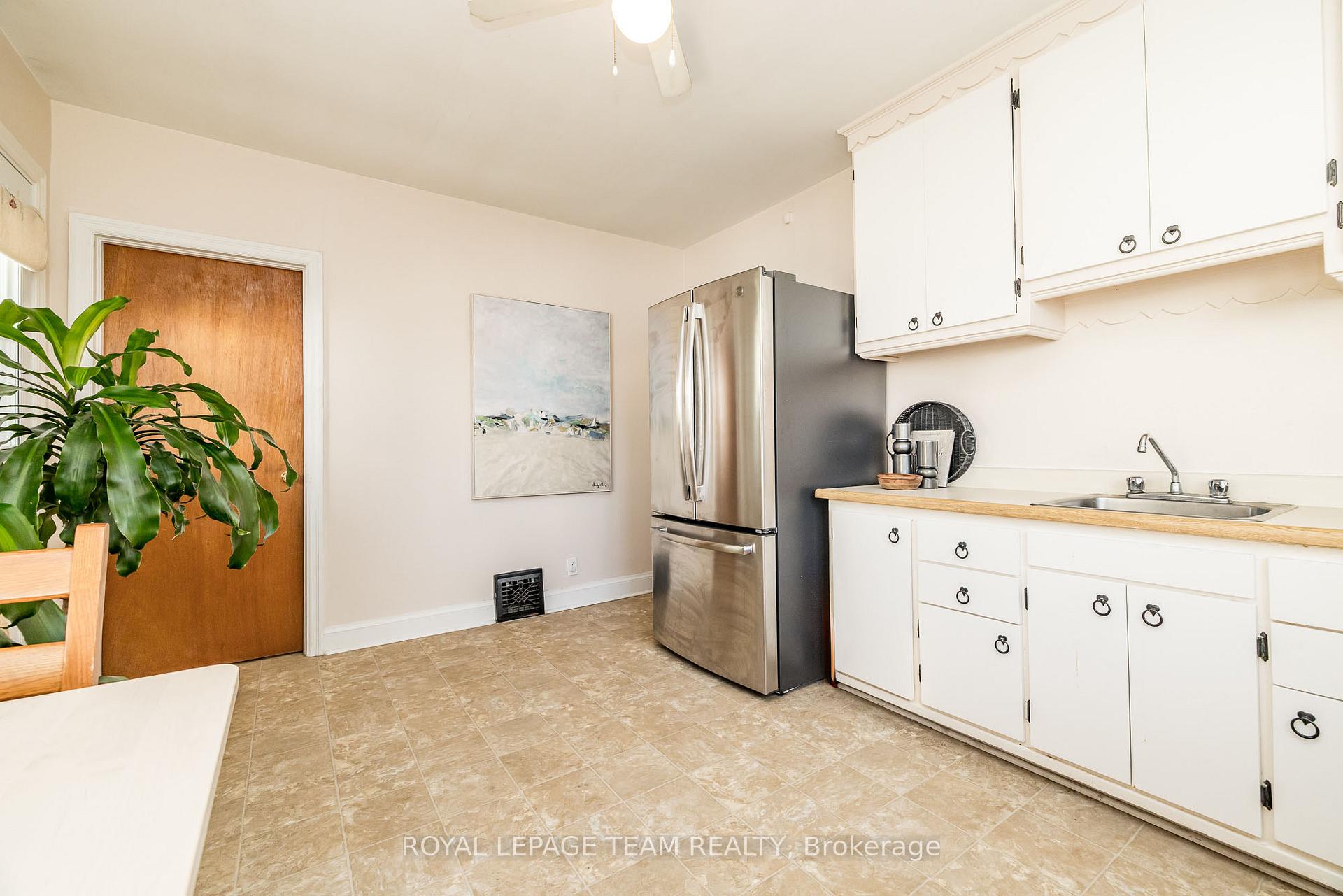 Photo 12 of 192 Durocher Street, Ottawa, Vanier — HOMEH