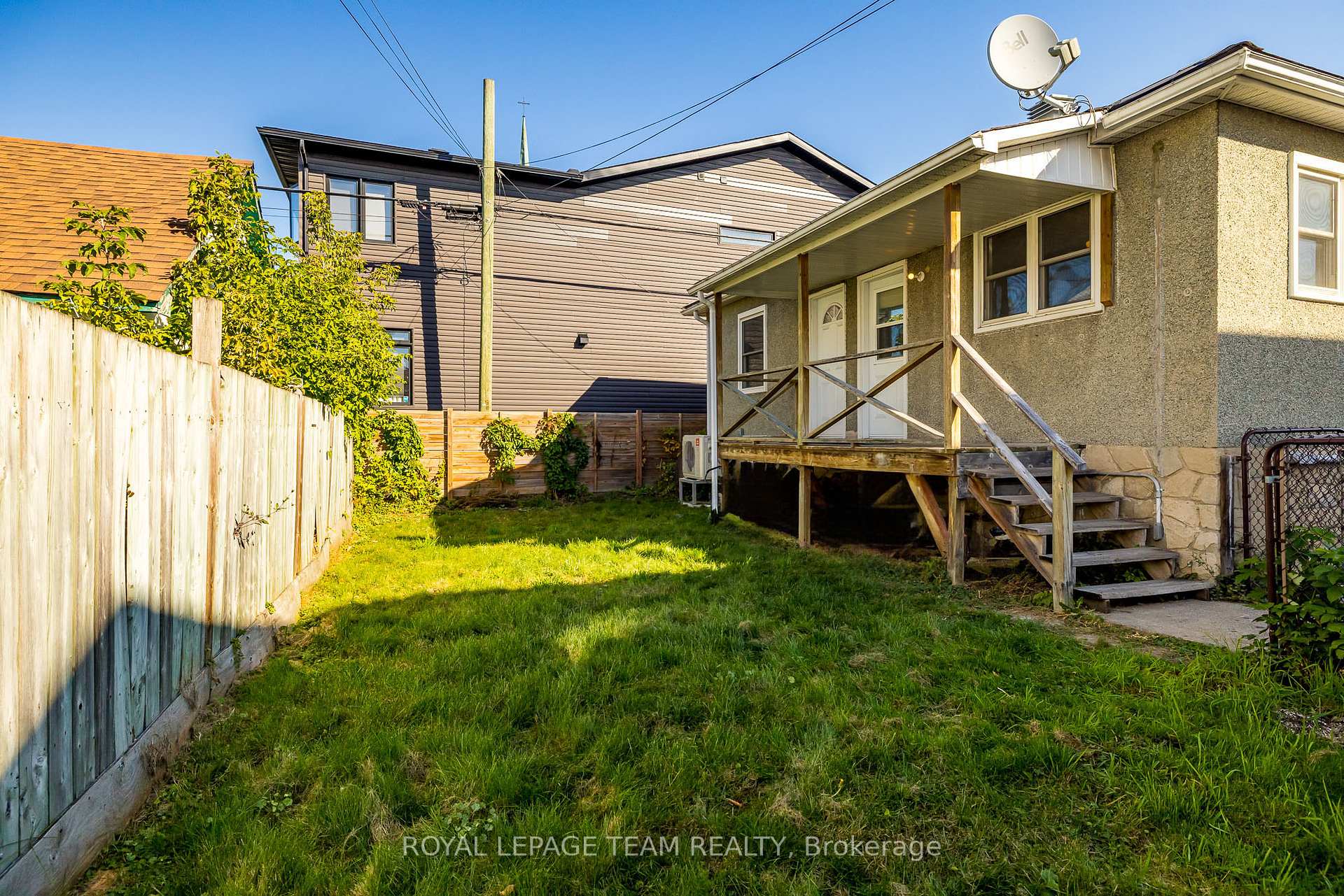 Photo 23 of 192 Durocher Street, Ottawa, Vanier — HOMEH