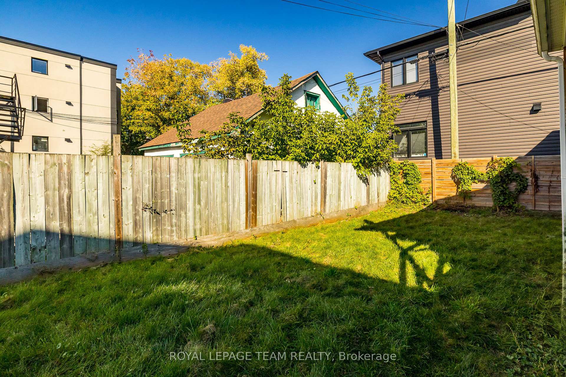 Photo 25 of 192 Durocher Street, Ottawa, Vanier — HOMEH