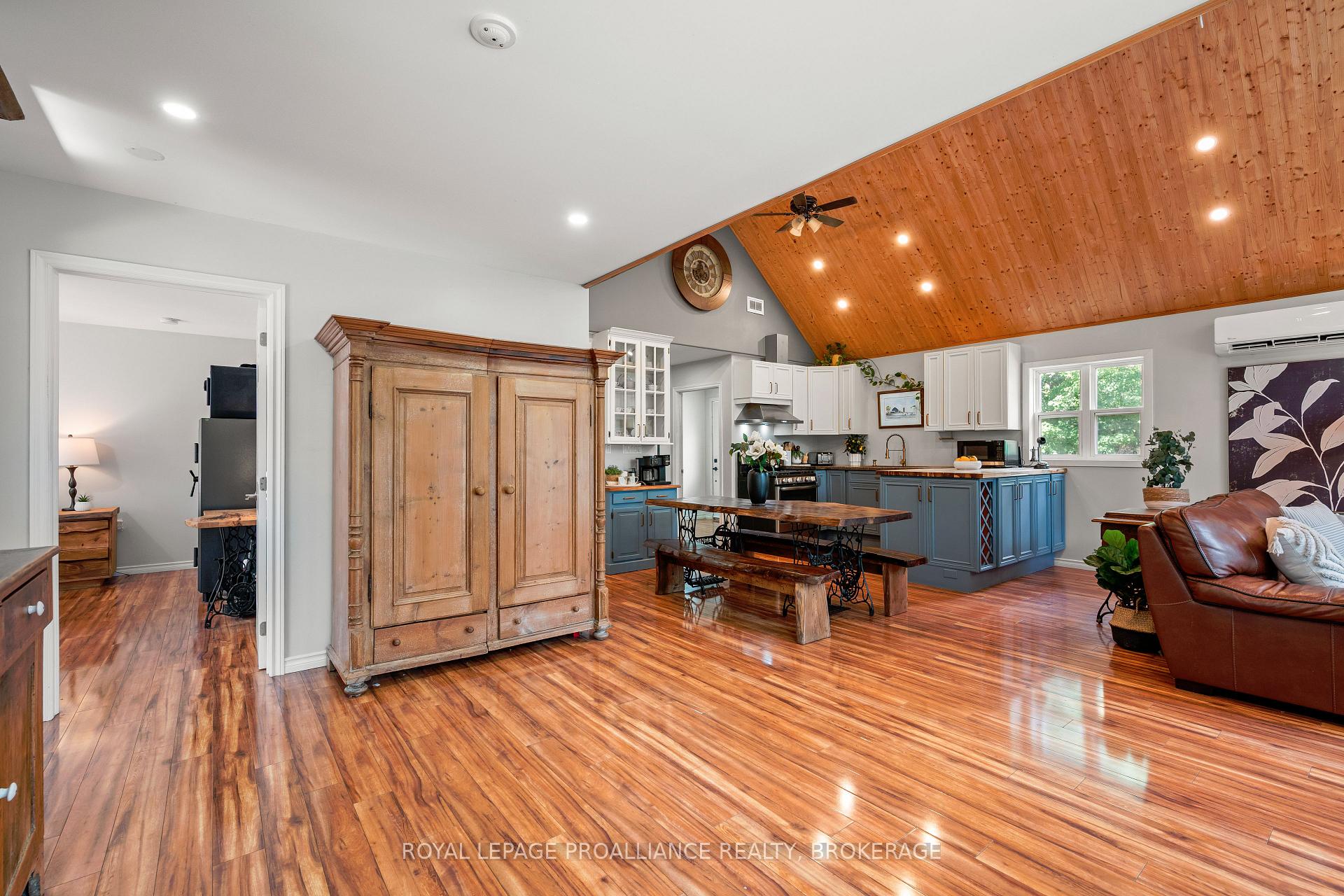 Photo 16 of 72 Franklin Street, Tweed, Hungerford (Twp) — HOMEH