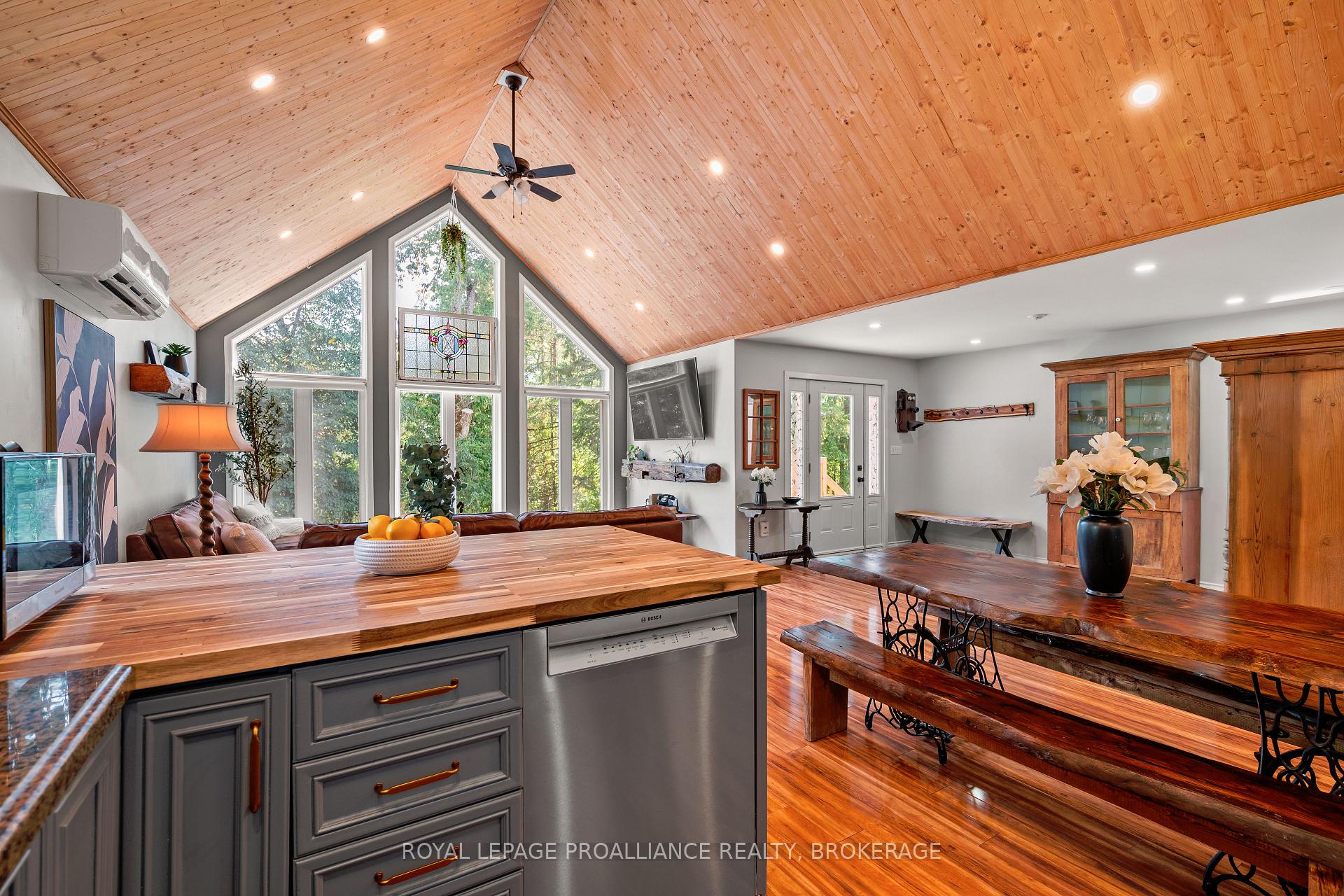 Photo 25 of 72 Franklin Street, Tweed, Hungerford (Twp) — HOMEH