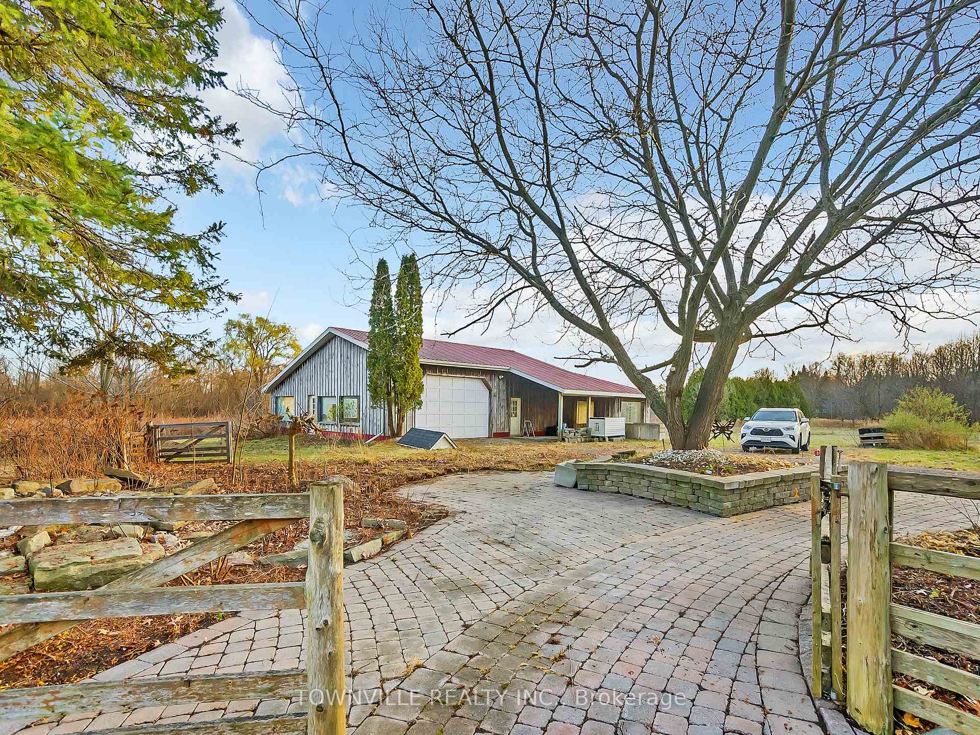 Photo 24 of 3527 County 26 Road, Augusta, Augusta Twp — HOMEH