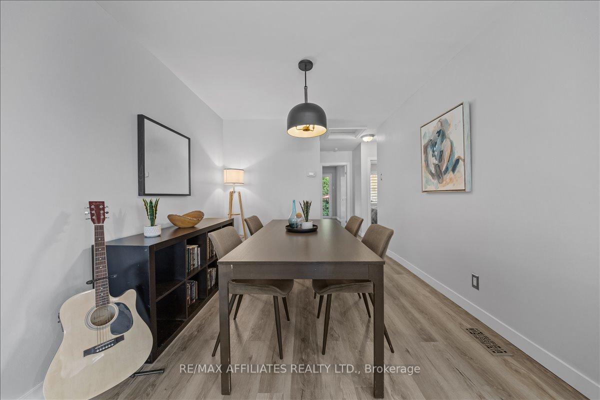 Photo 7 of 381 Spartan Avenue, Ottawa, Vanier — HOMEH
