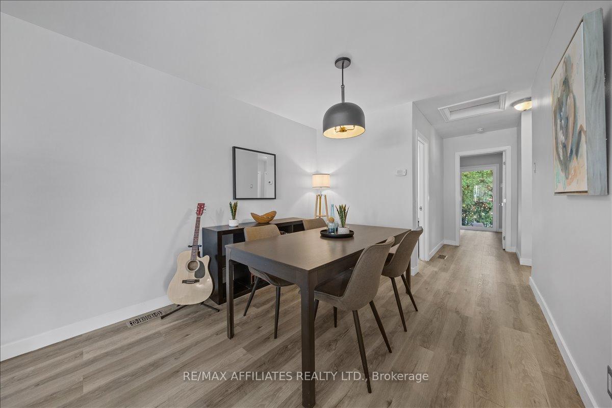 Photo 8 of 381 Spartan Avenue, Ottawa, Vanier — HOMEH