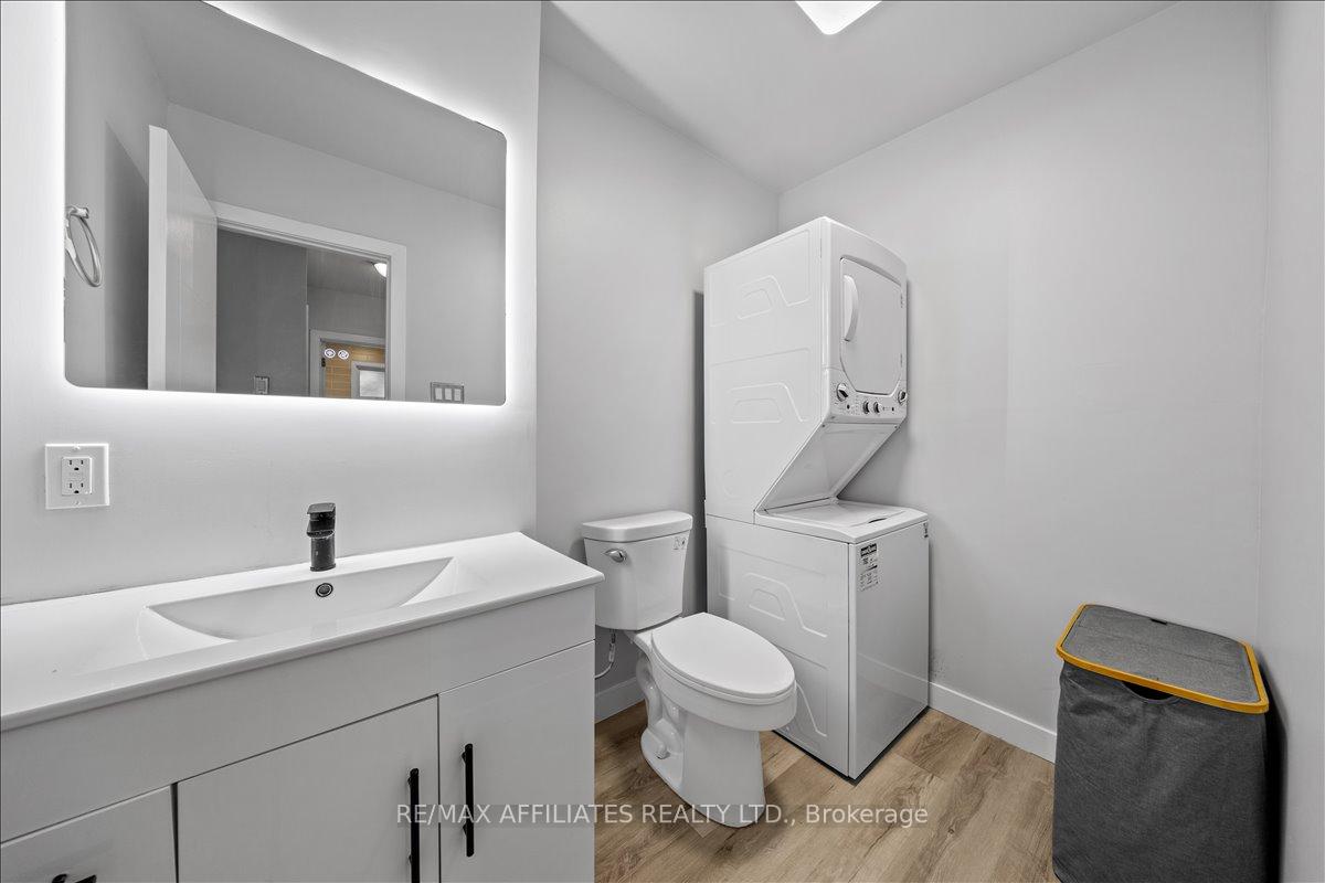 Photo 14 of 381 Spartan Avenue, Ottawa, Vanier — HOMEH