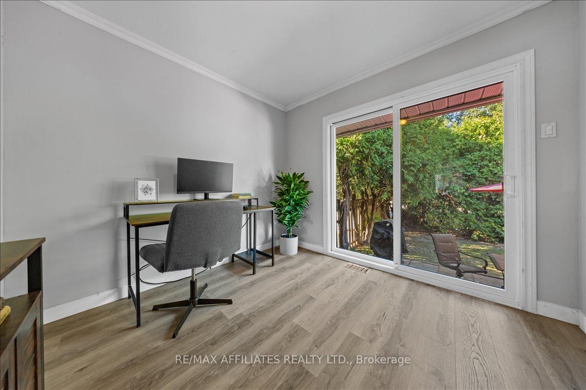 Photo 15 of 381 Spartan Avenue, Ottawa, Vanier — HOMEH
